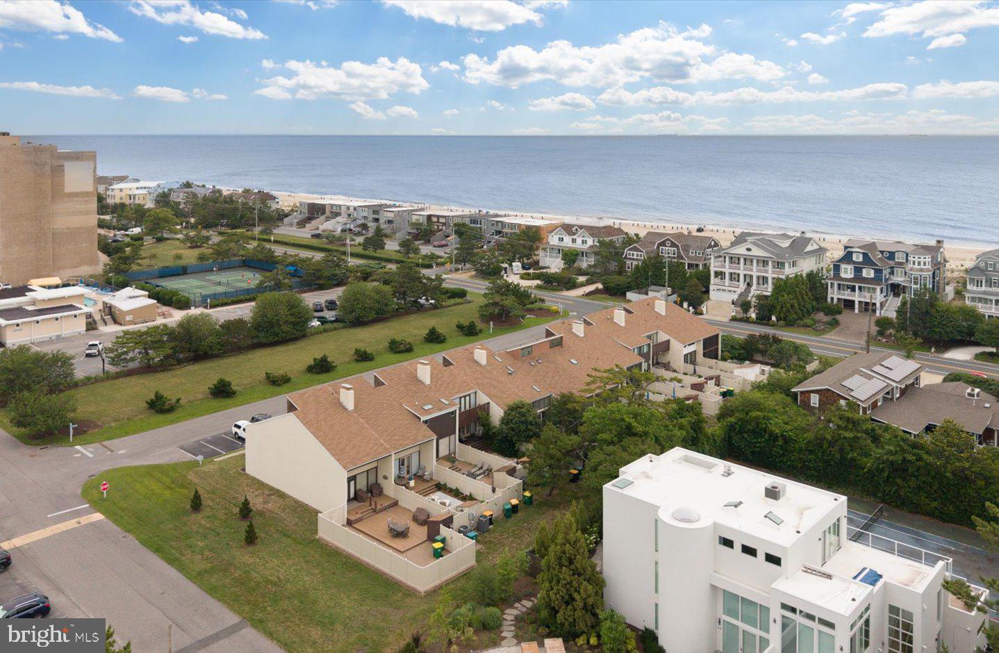 NORTH SHORES - Residential