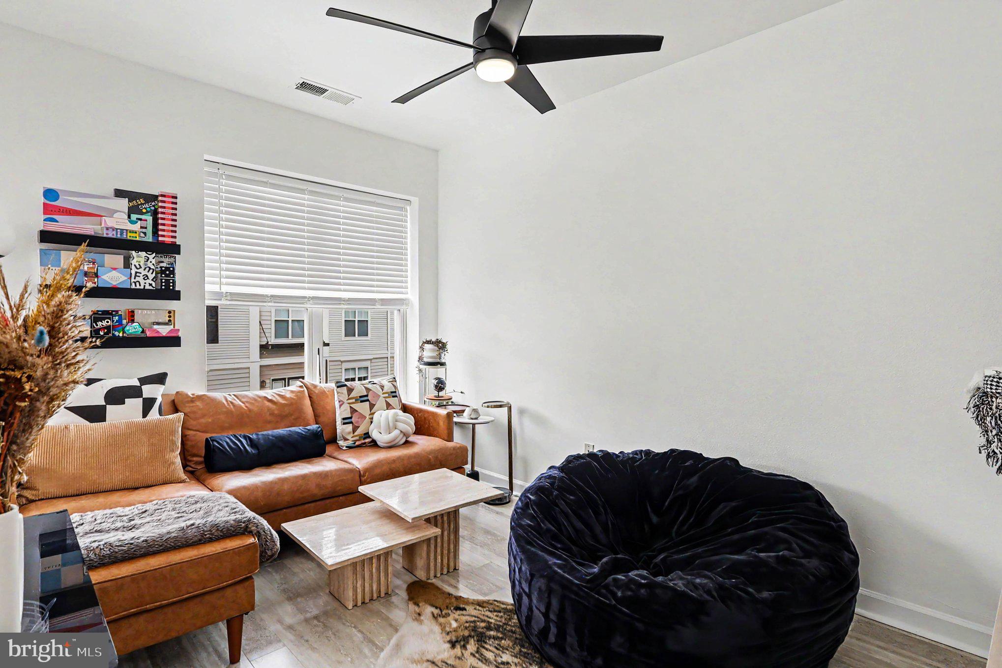 FITZ AT ROCKVILLE TOWN C - Residential
