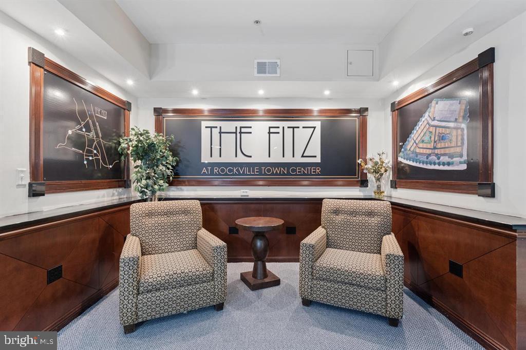 FITZ AT ROCKVILLE TOWN C - Residential