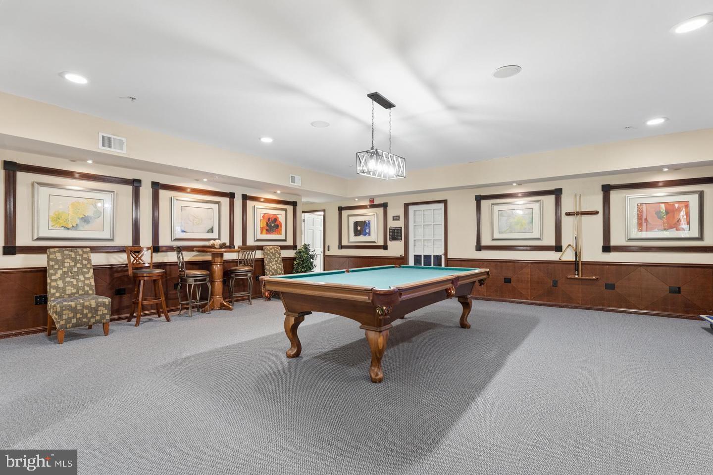 FITZ AT ROCKVILLE TOWN C - Residential