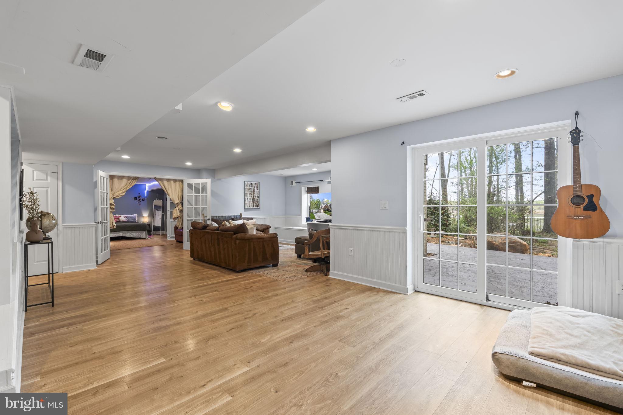 DAWSON LANDING - Residential