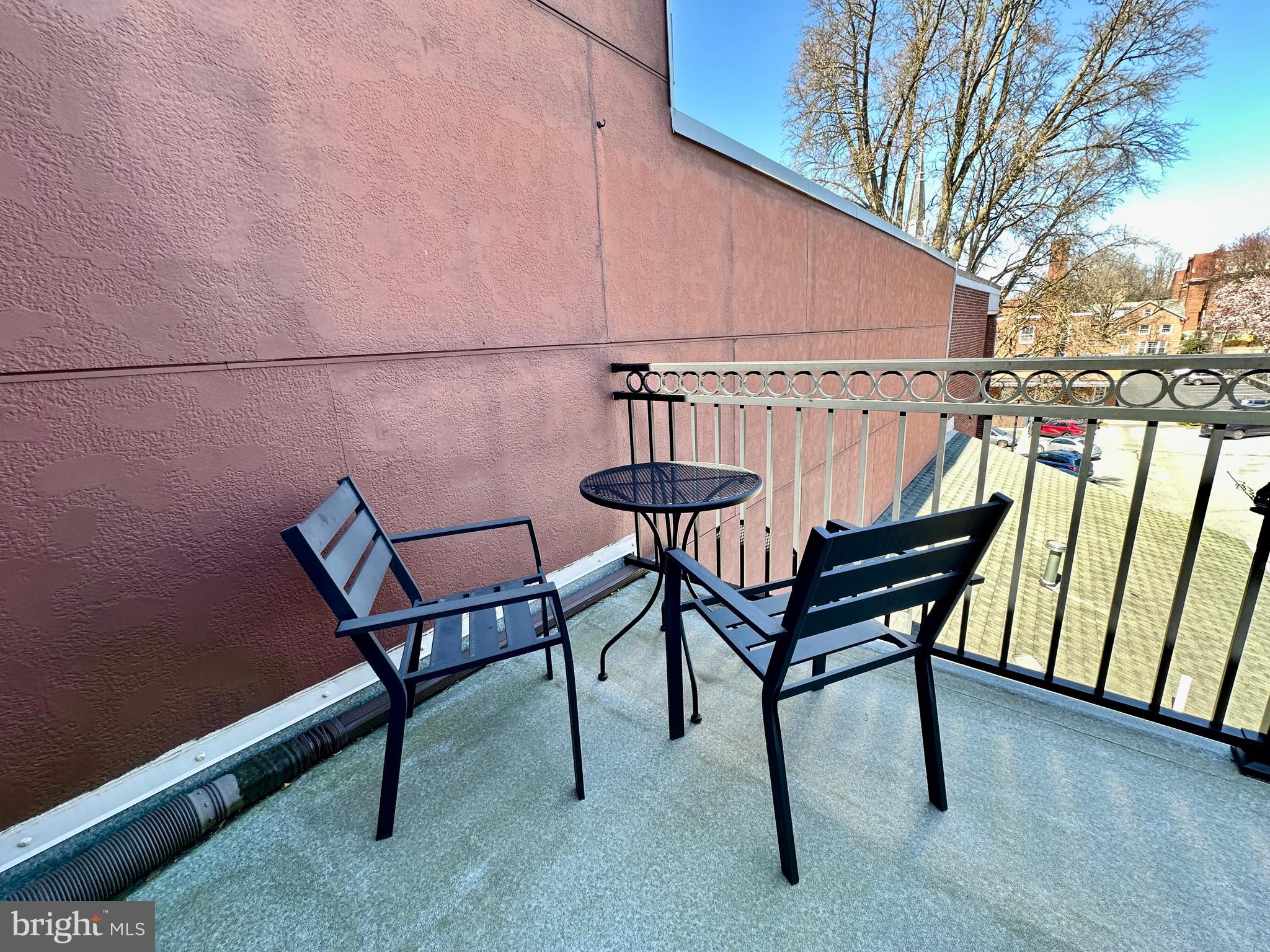 LANCASTER - Residential
