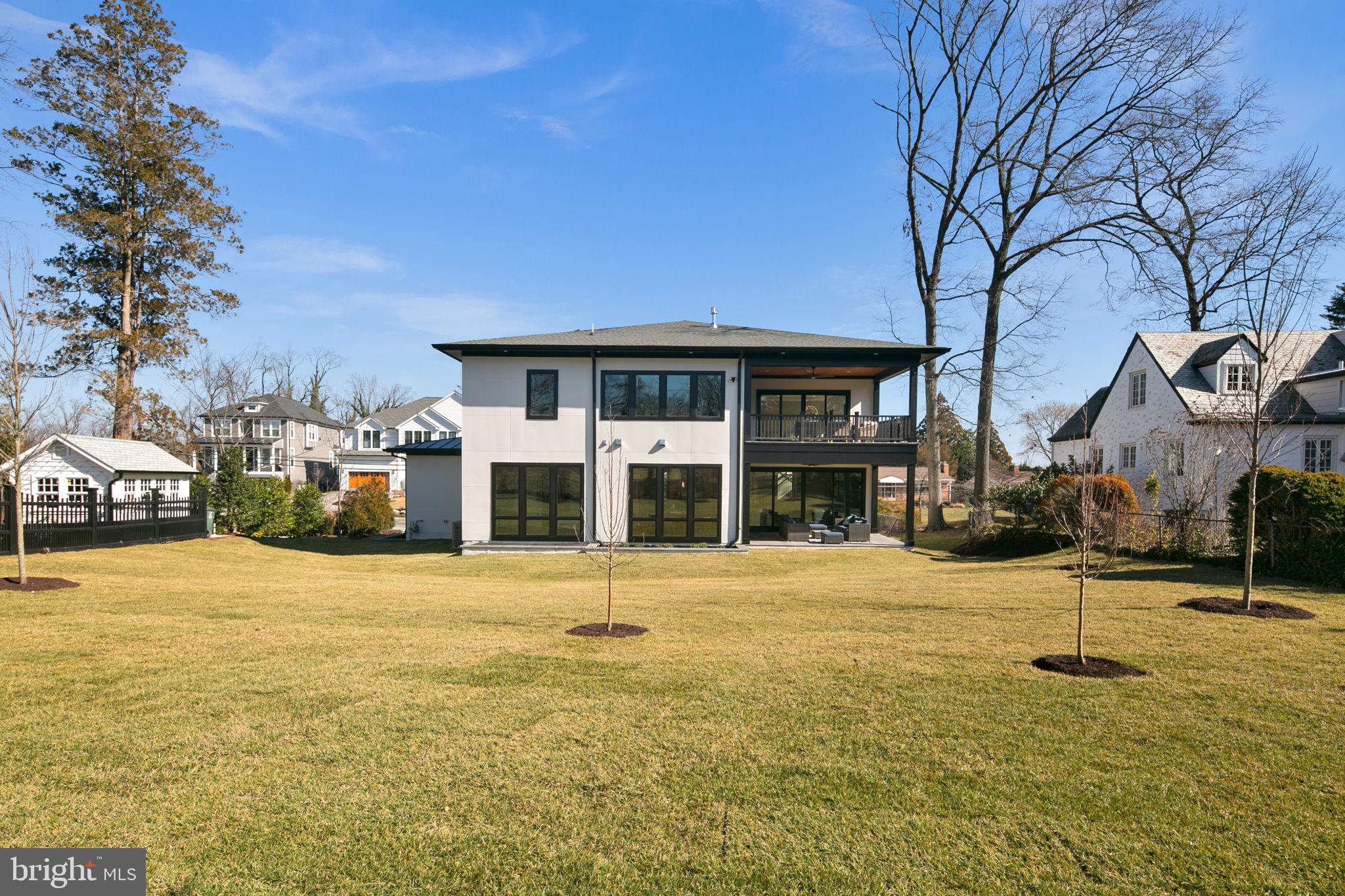 ARLINGWOOD - Residential