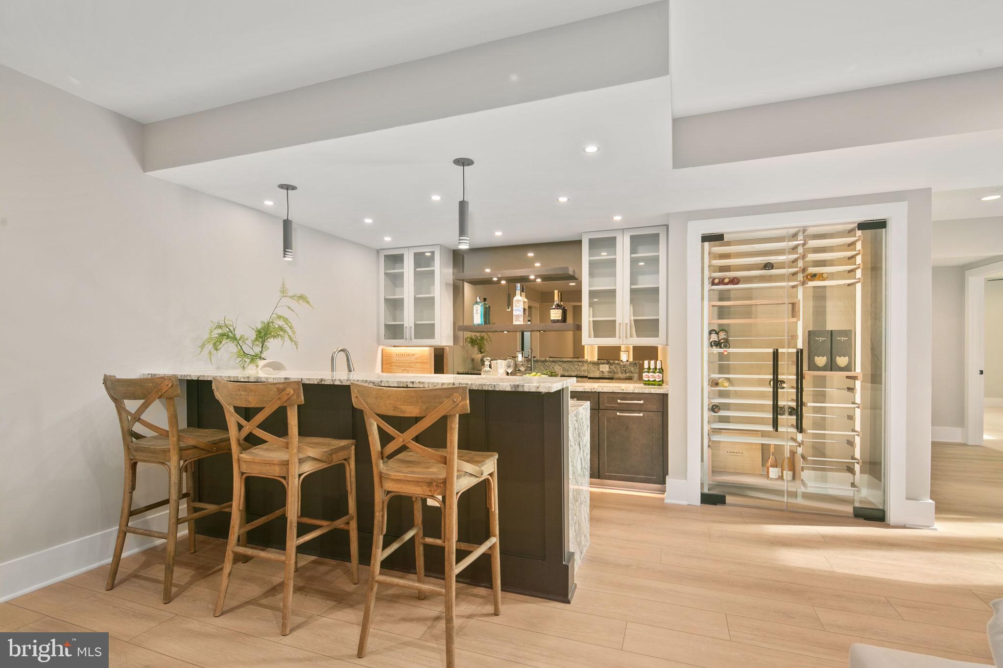 ARLINGWOOD - Residential