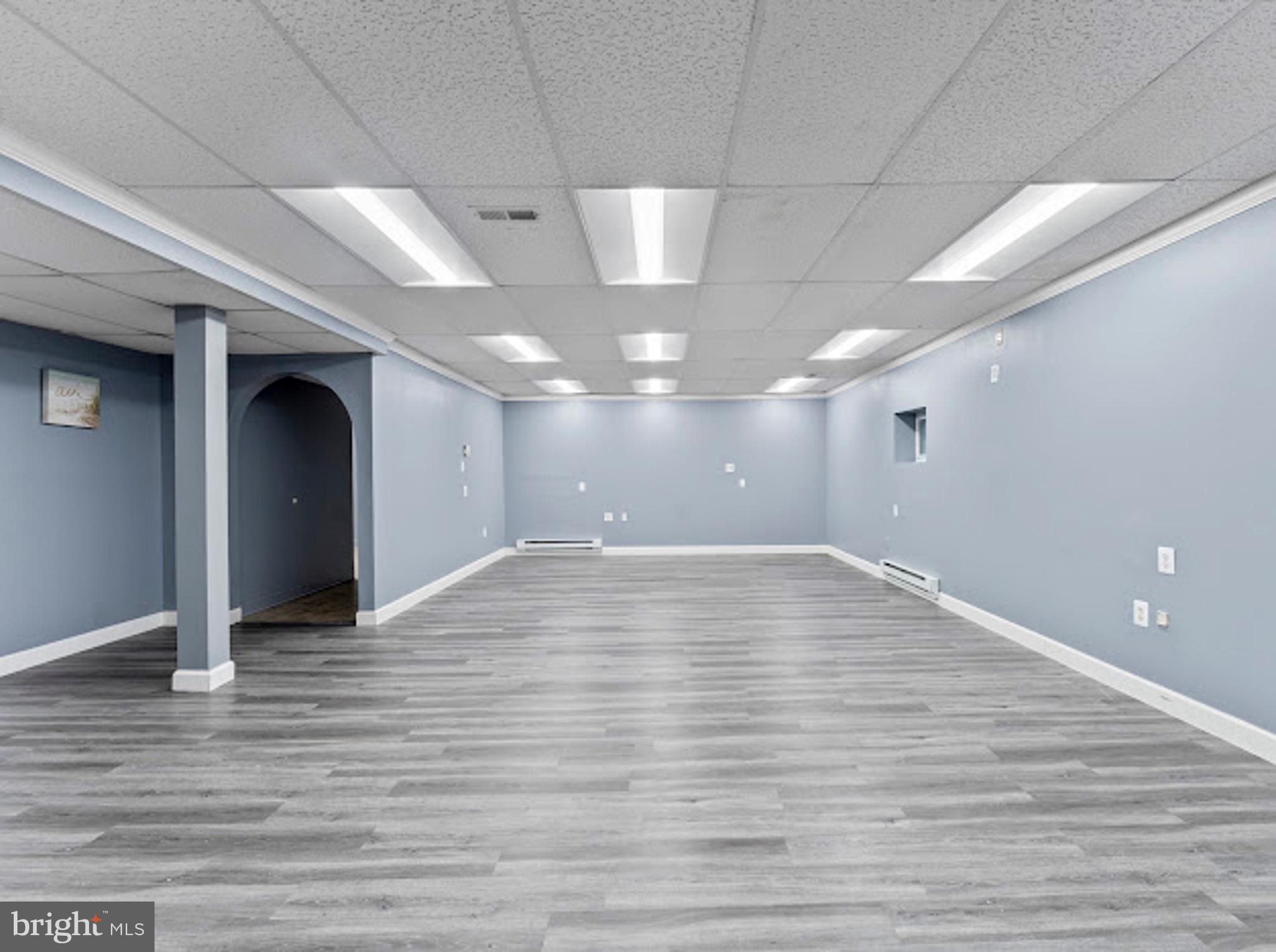 NOTTINGHAM - Commercial Lease
