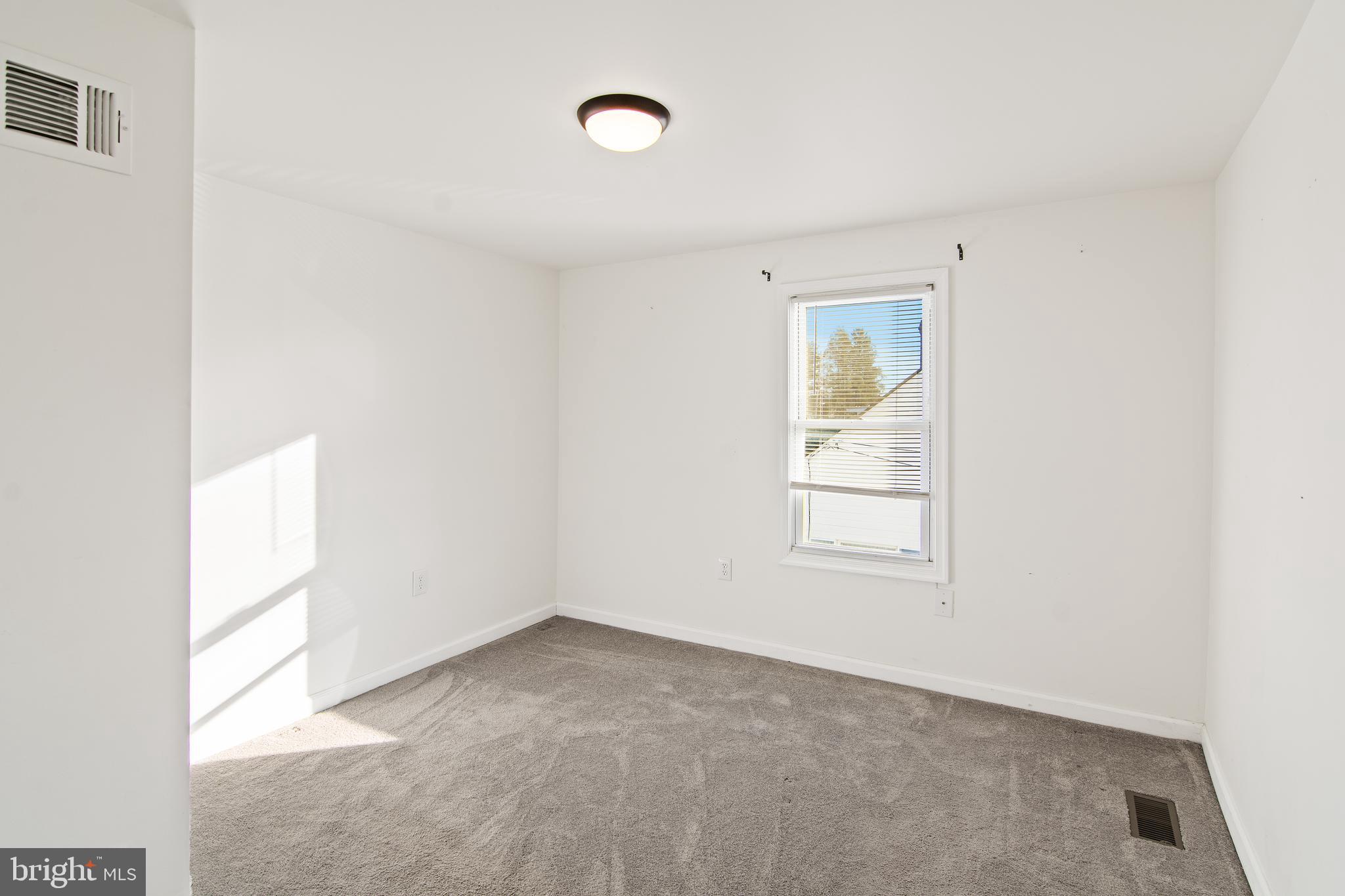 NONAVAILABLE - Residential