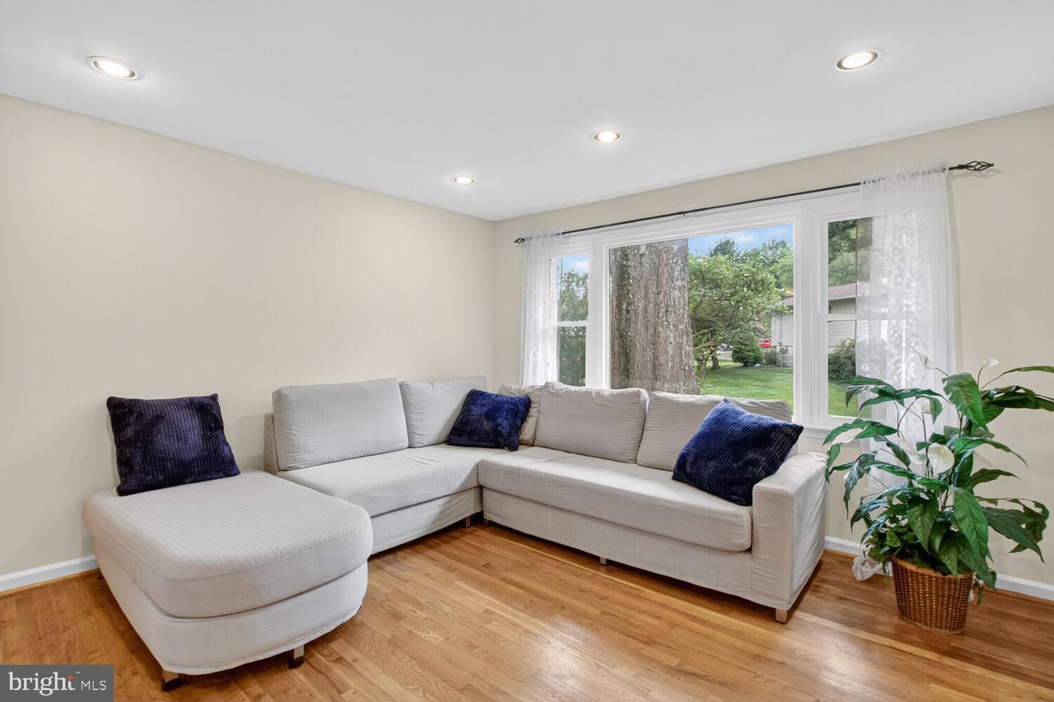 REGENCY ESTATES - Residential