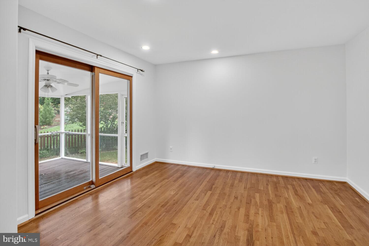 REGENCY ESTATES - Residential