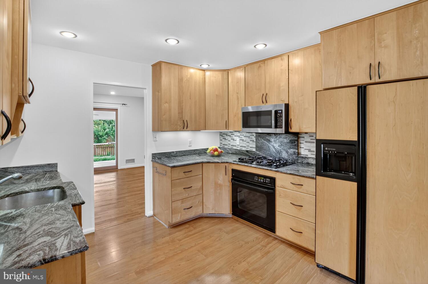 REGENCY ESTATES - Residential