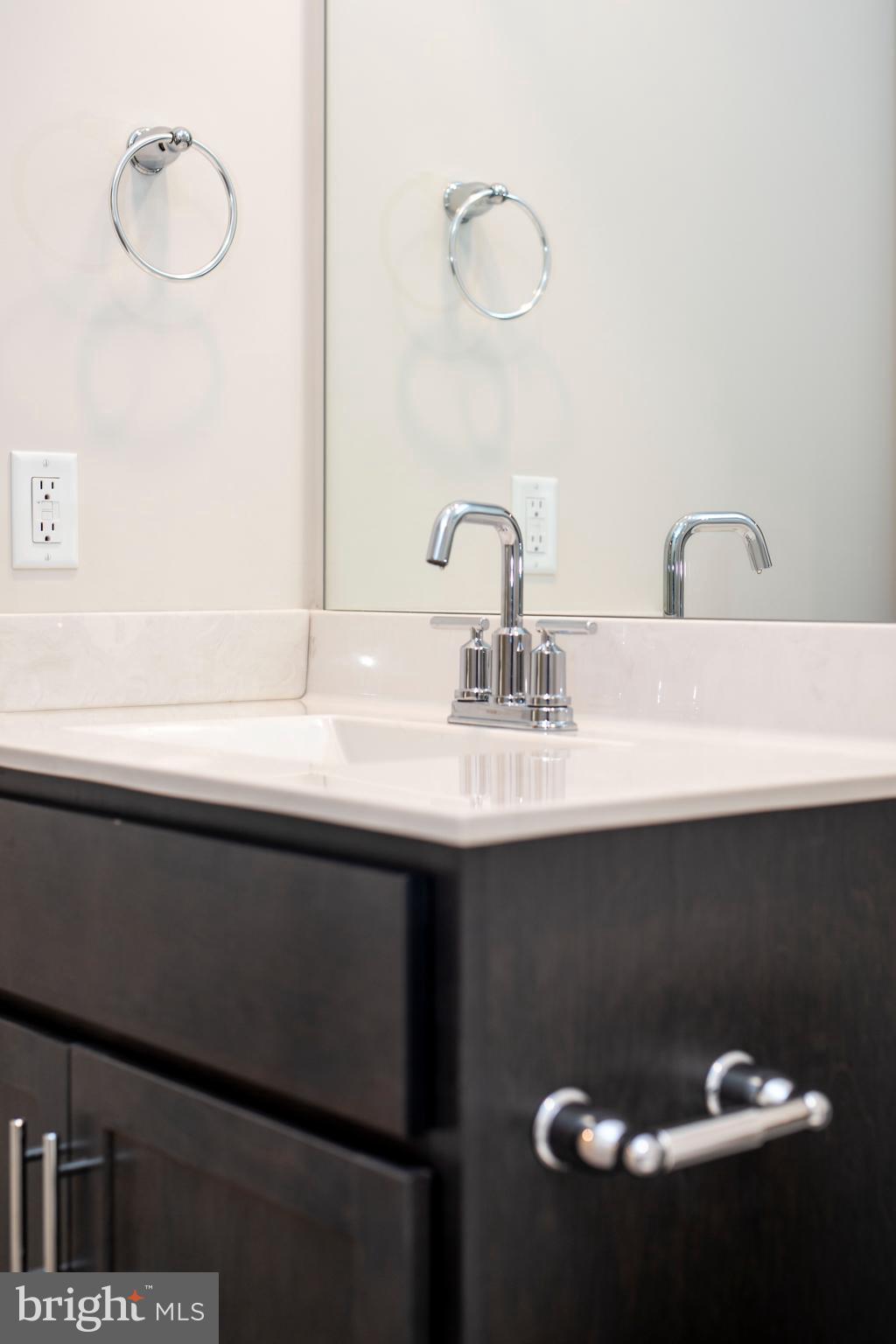 THORNWOOD VILLAGE - Residential