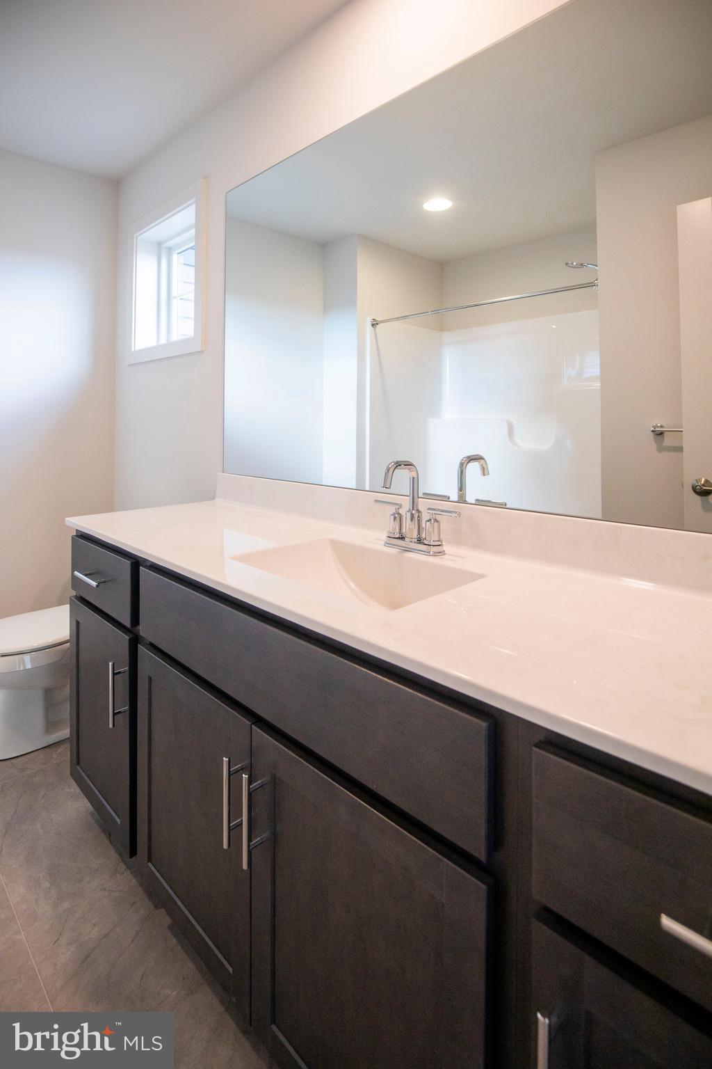THORNWOOD VILLAGE - Residential