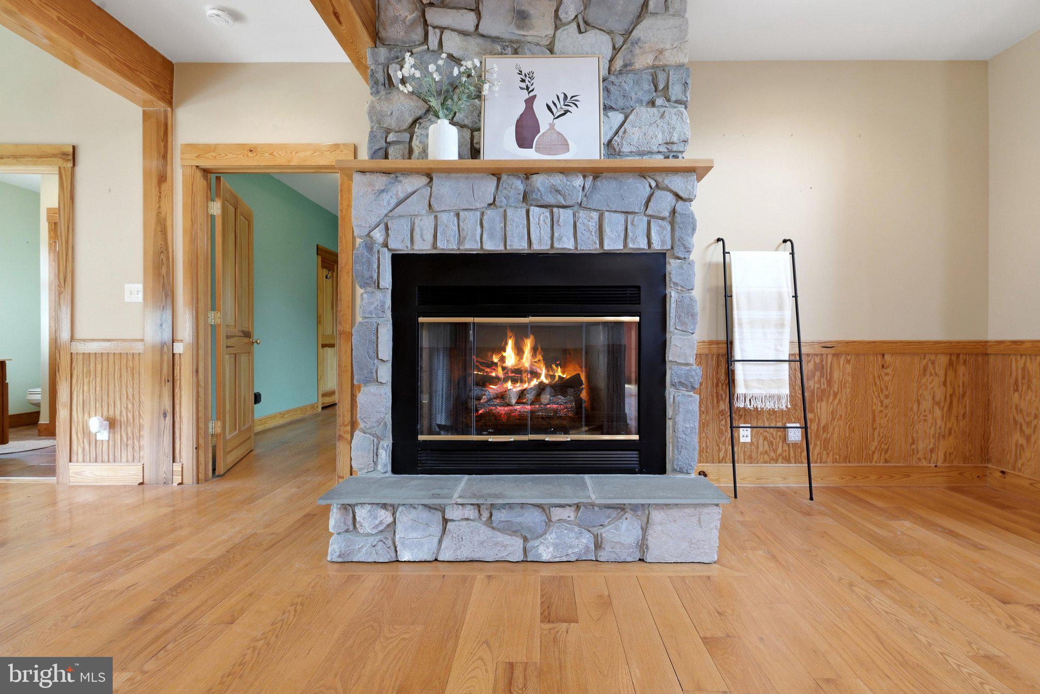 WHITINGS NECK - Residential