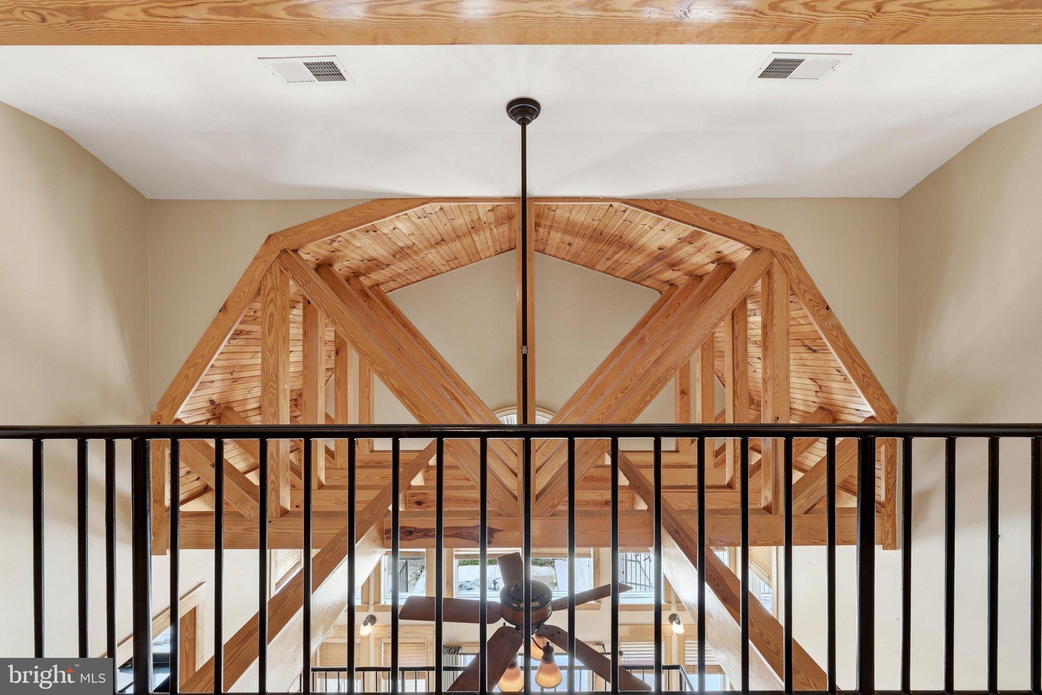 WHITINGS NECK - Residential