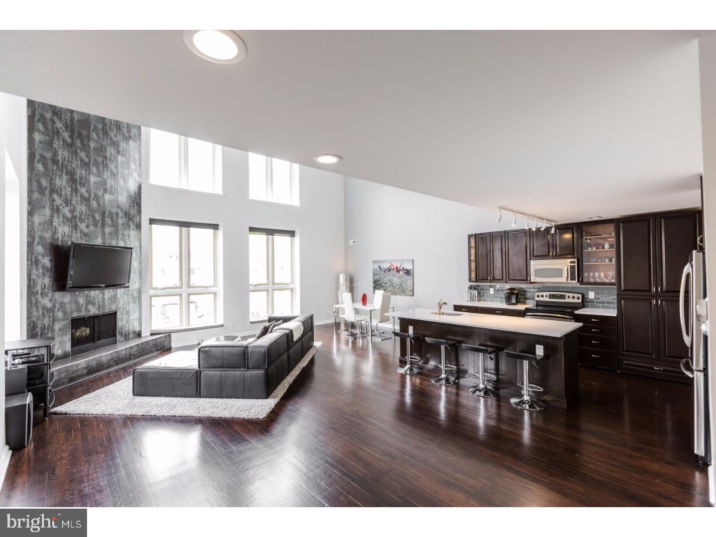 WASHINGTON SQ - Residential