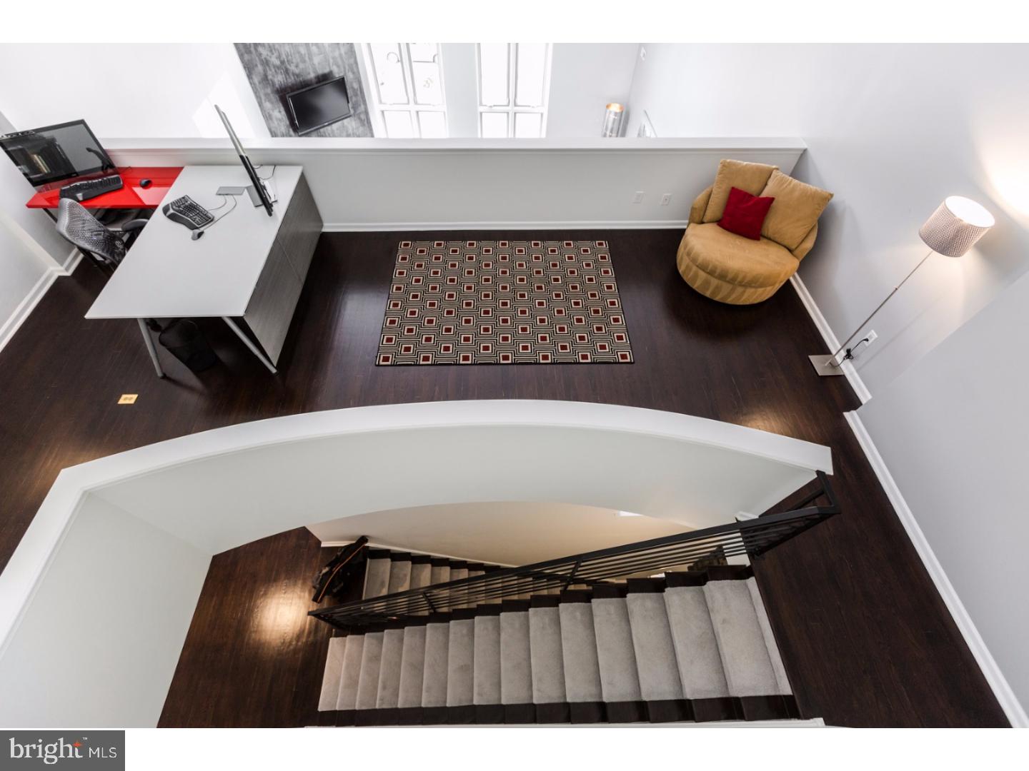 WASHINGTON SQ - Residential