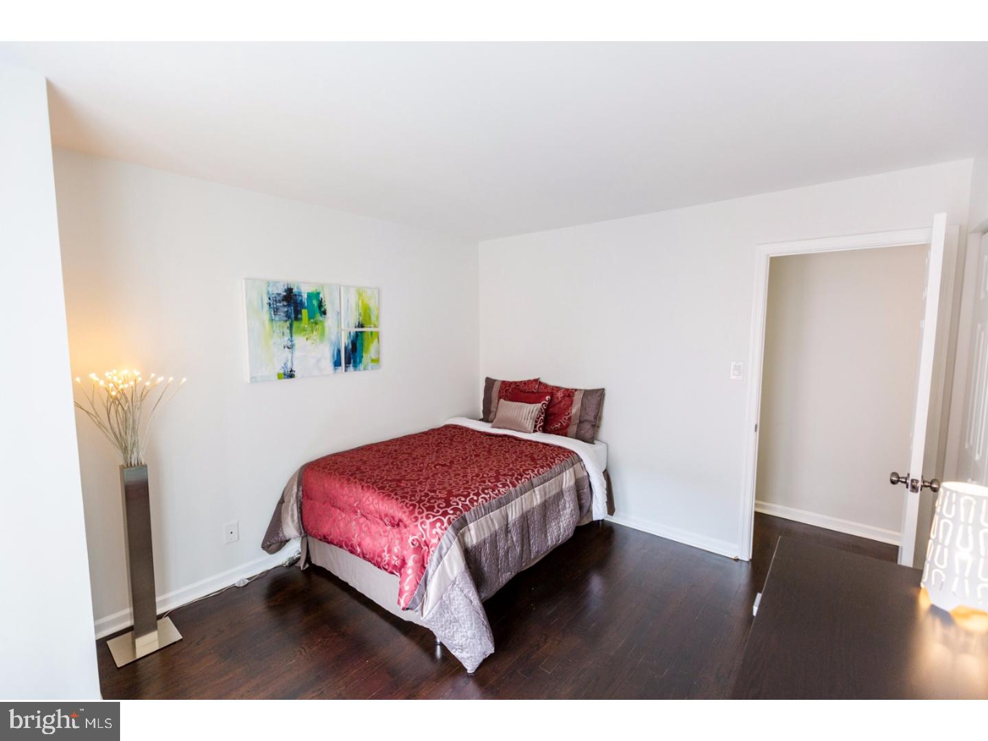 WASHINGTON SQ - Residential