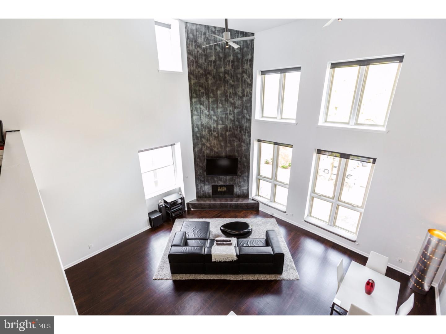 WASHINGTON SQ - Residential