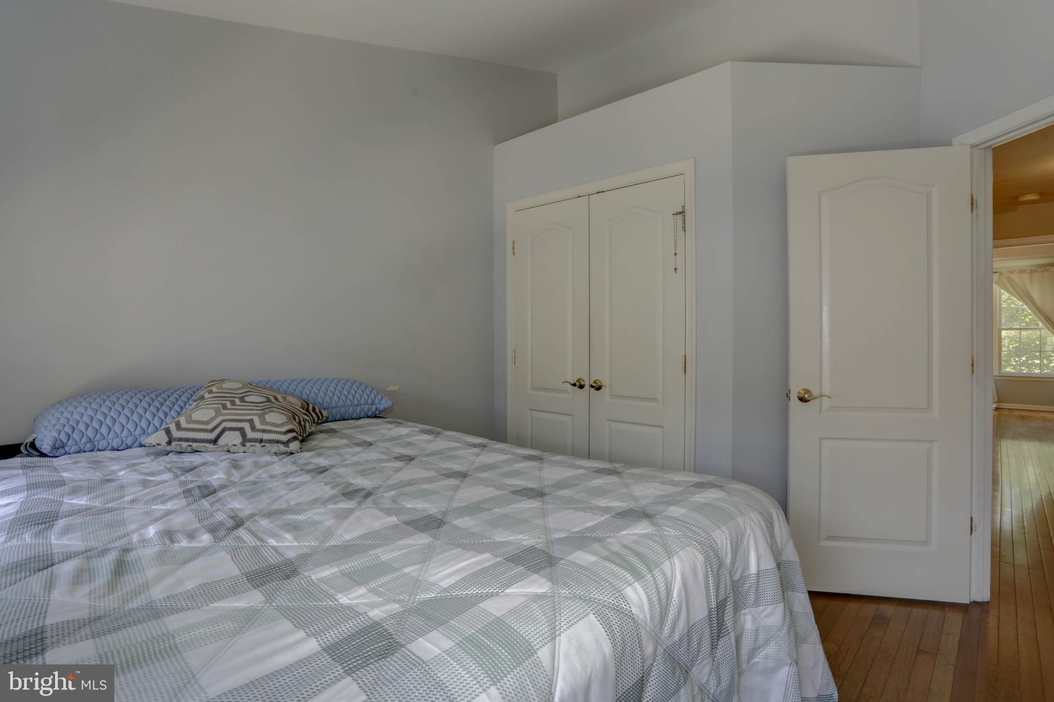 CHERINGTON - Residential