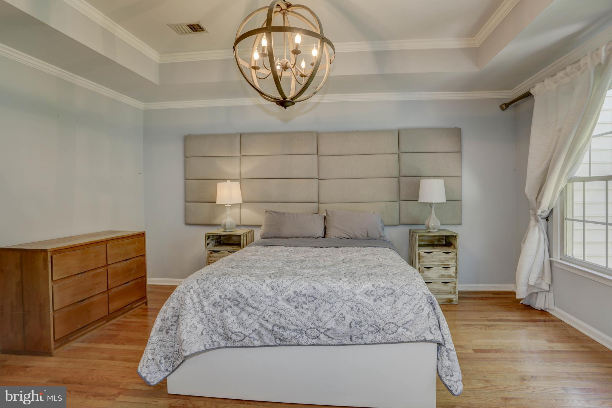 CHERINGTON - Residential