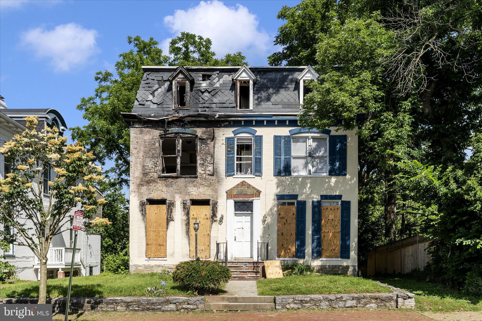 HAGERSTOWN - Residential