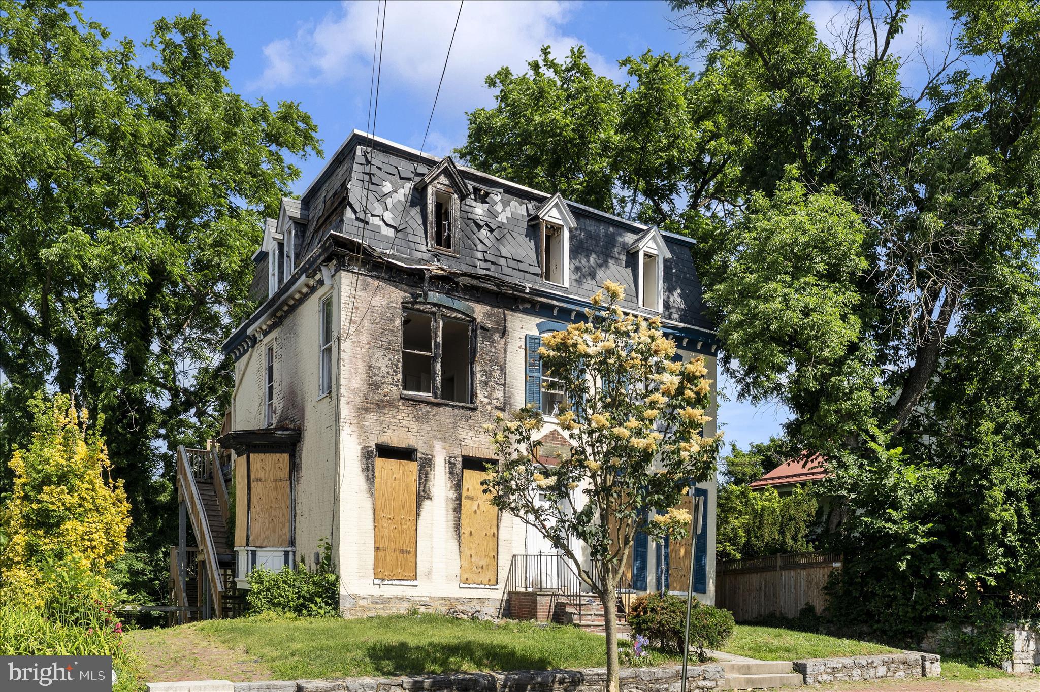 HAGERSTOWN - Residential