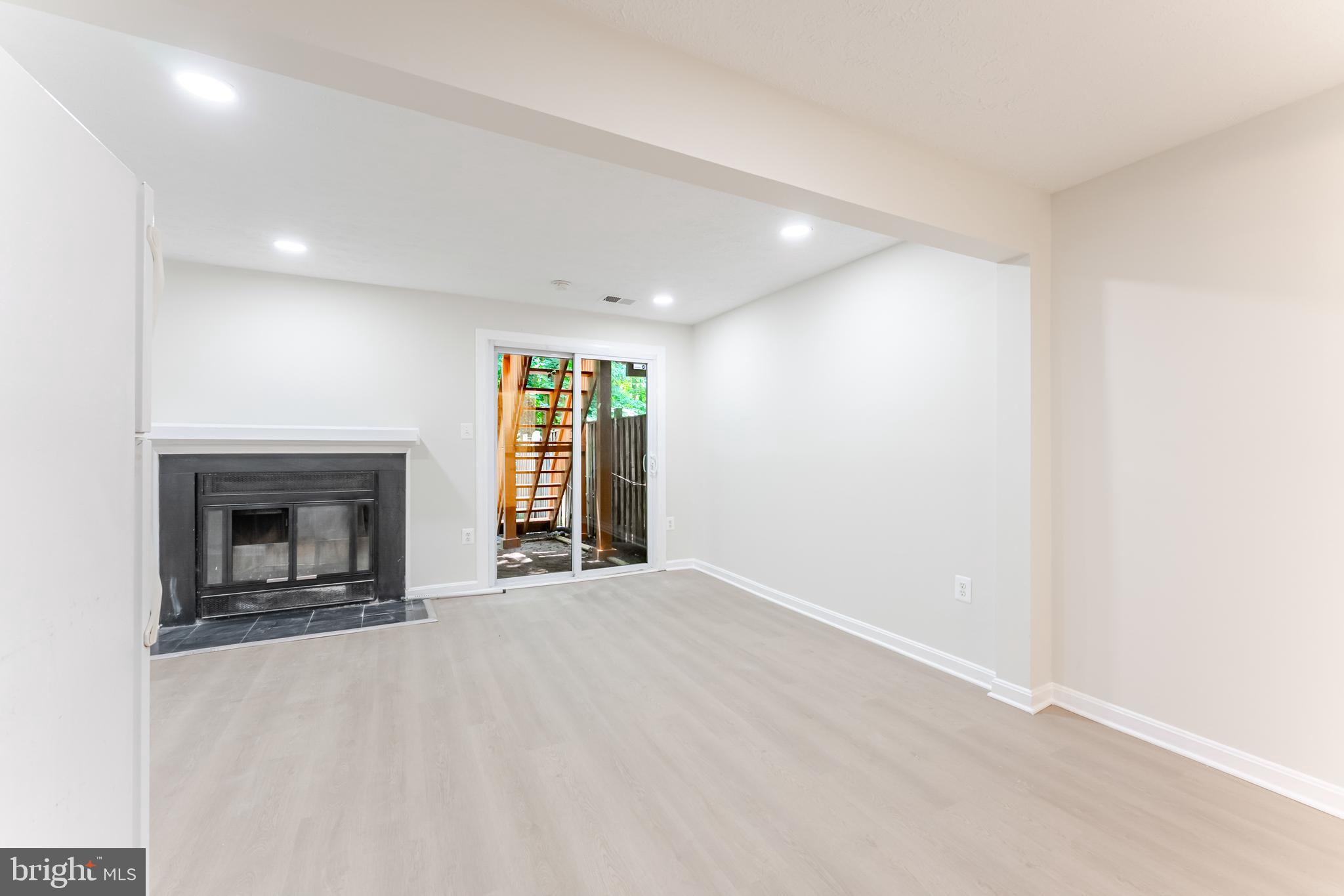 BURKE CENTRE - Residential