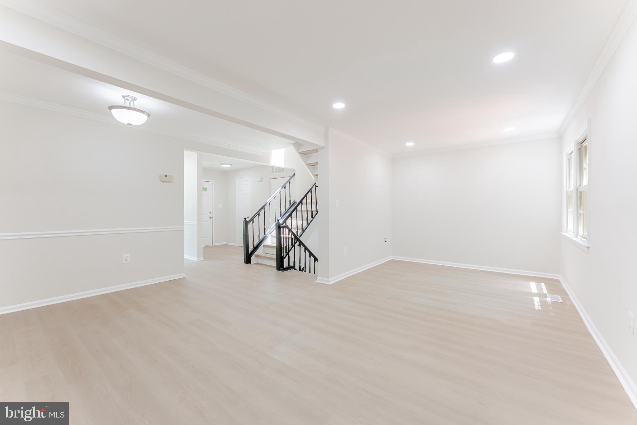 BURKE CENTRE - Residential
