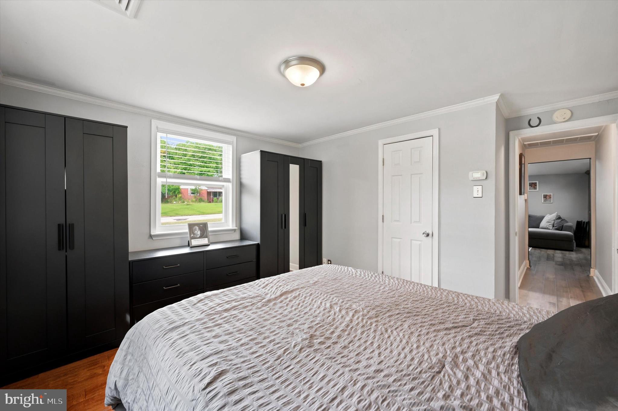 PLYMOUTH VALLEY - Residential