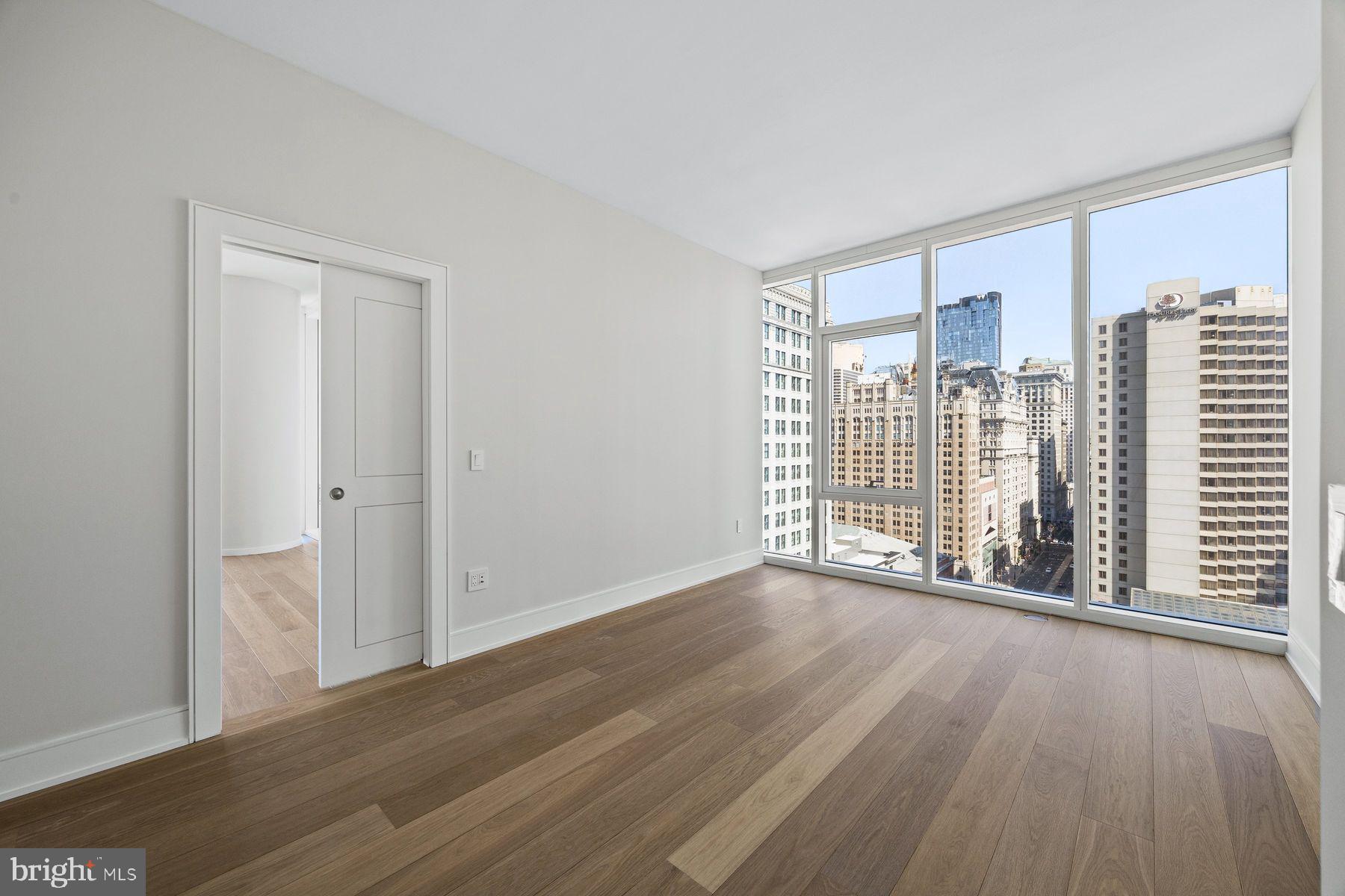 AVENUE OF THE ARTS - Residential