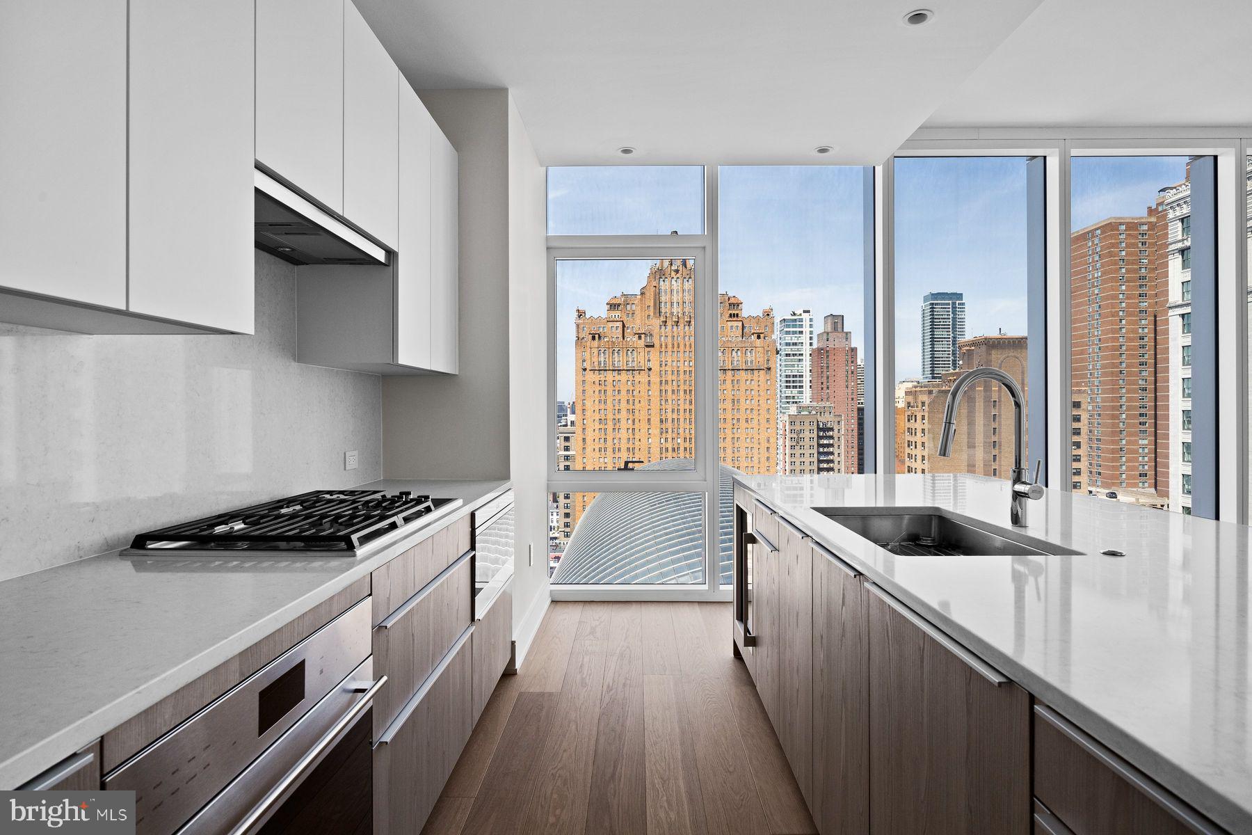 AVENUE OF THE ARTS - Residential