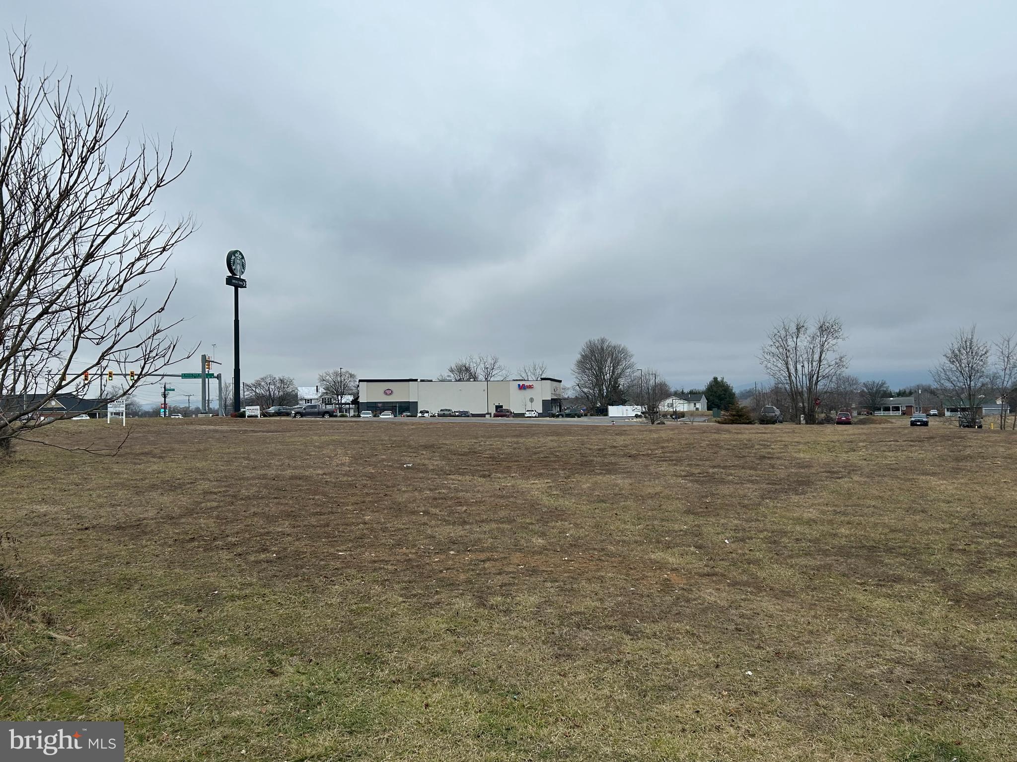 WOODSTOCK GATEWAY - Land