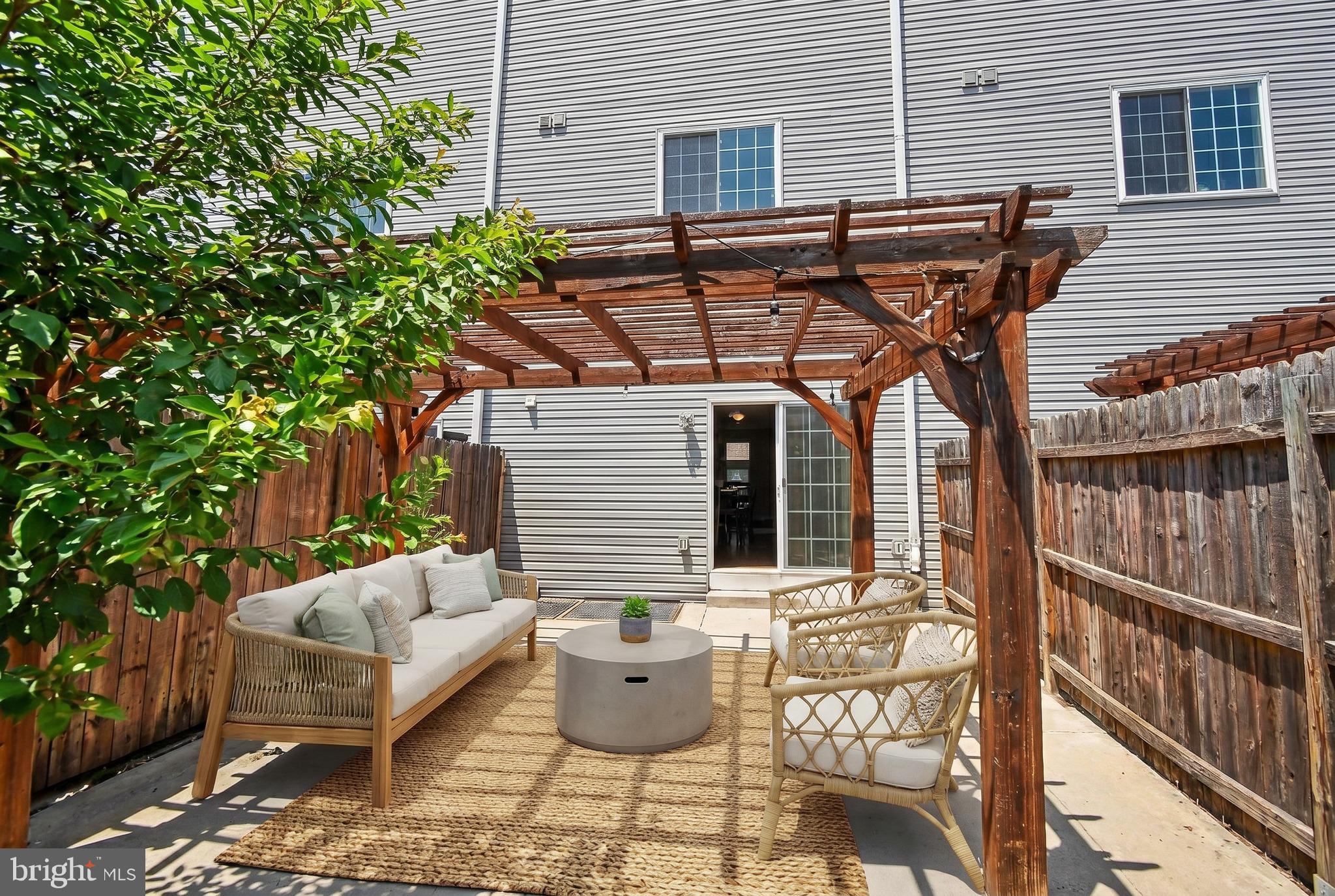 PORT RICHMOND - Residential