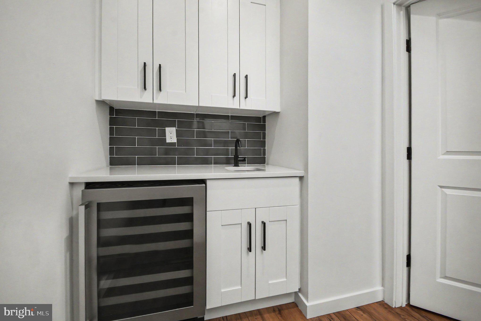 PORT RICHMOND - Residential