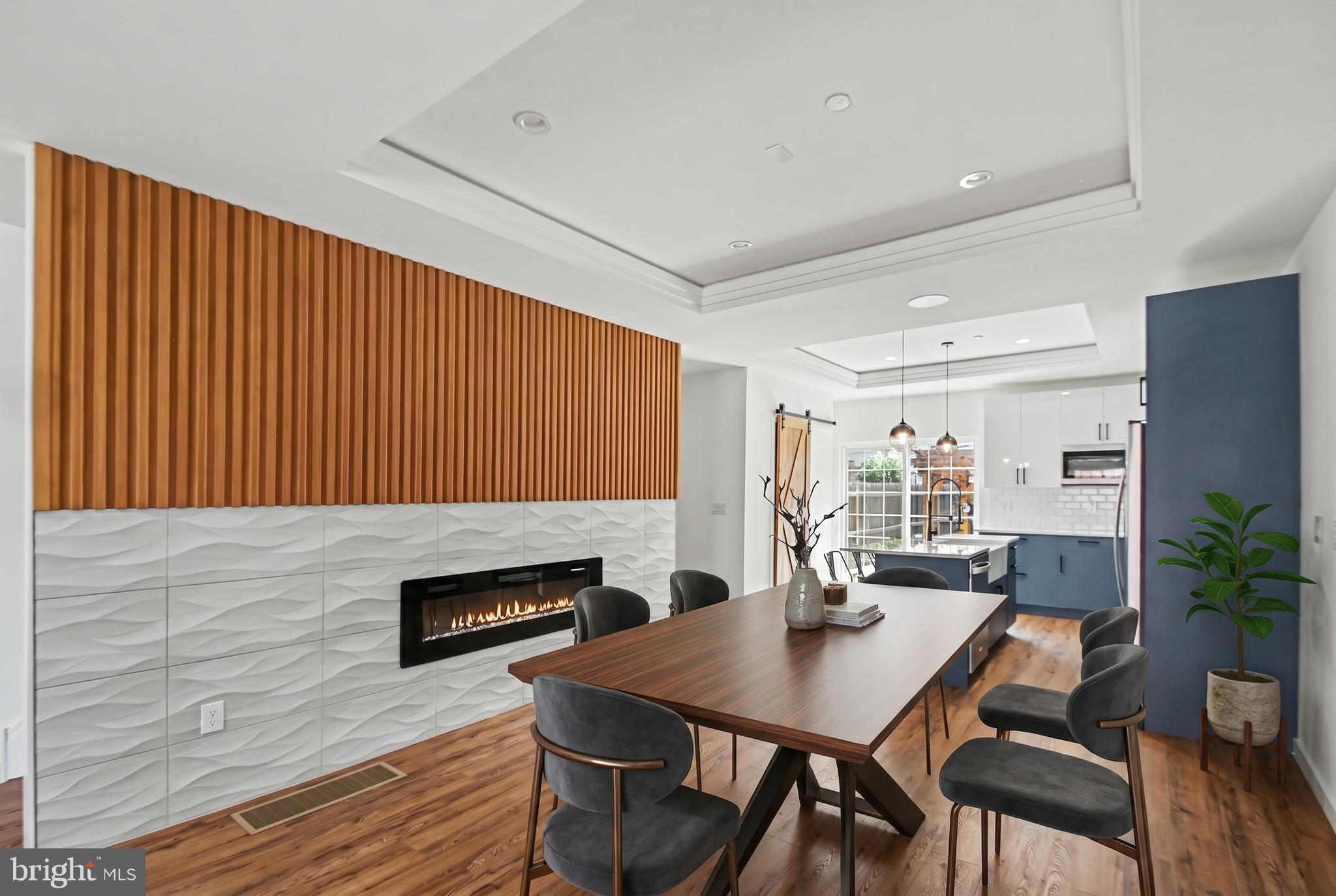 PORT RICHMOND - Residential