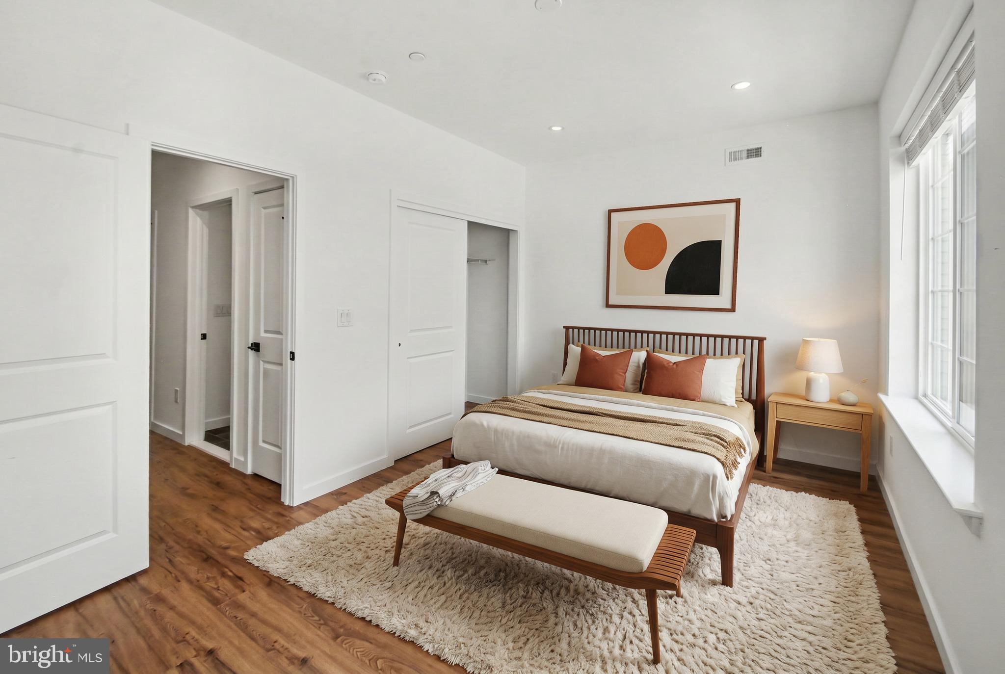 PORT RICHMOND - Residential