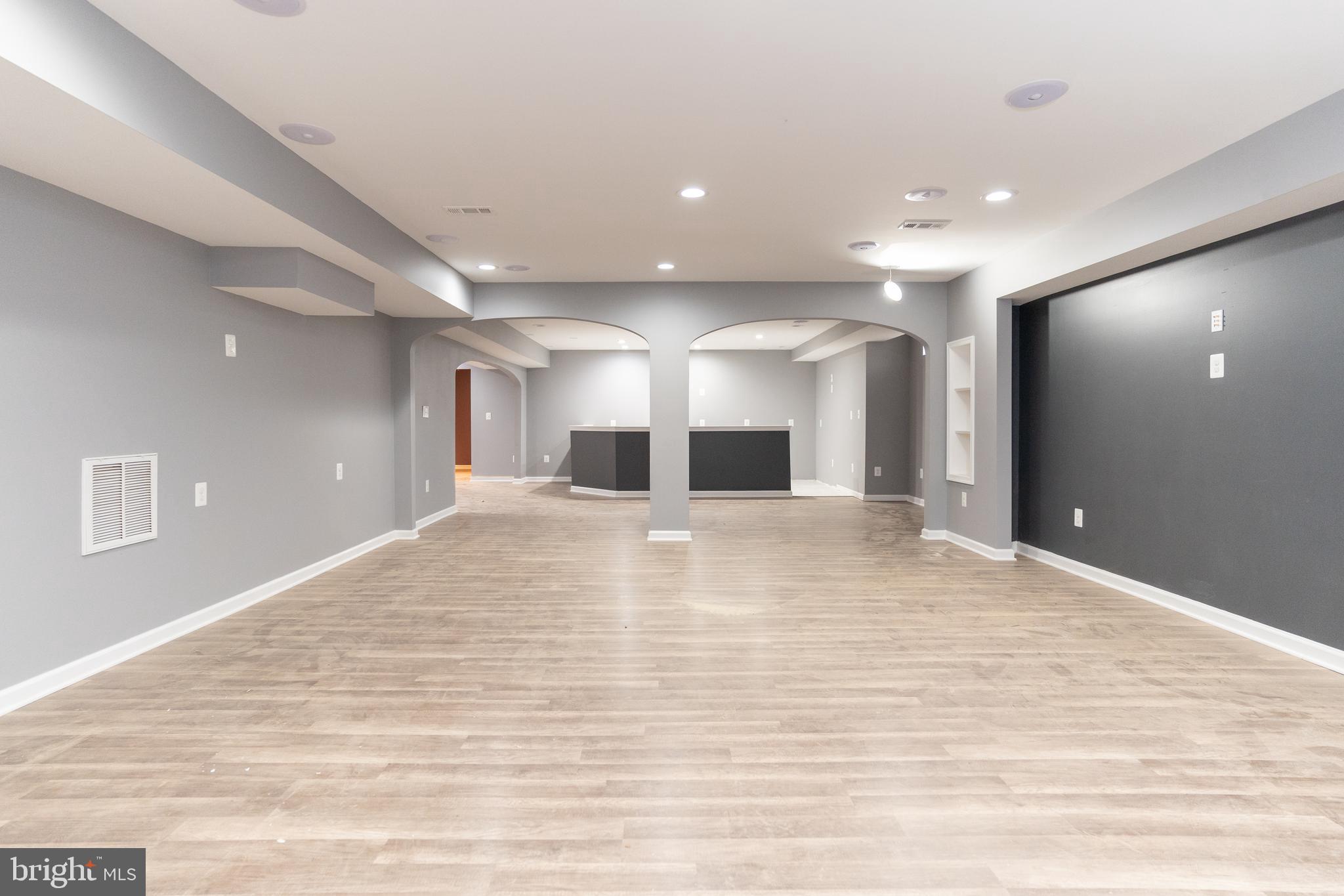KUHN ESTATES - Residential