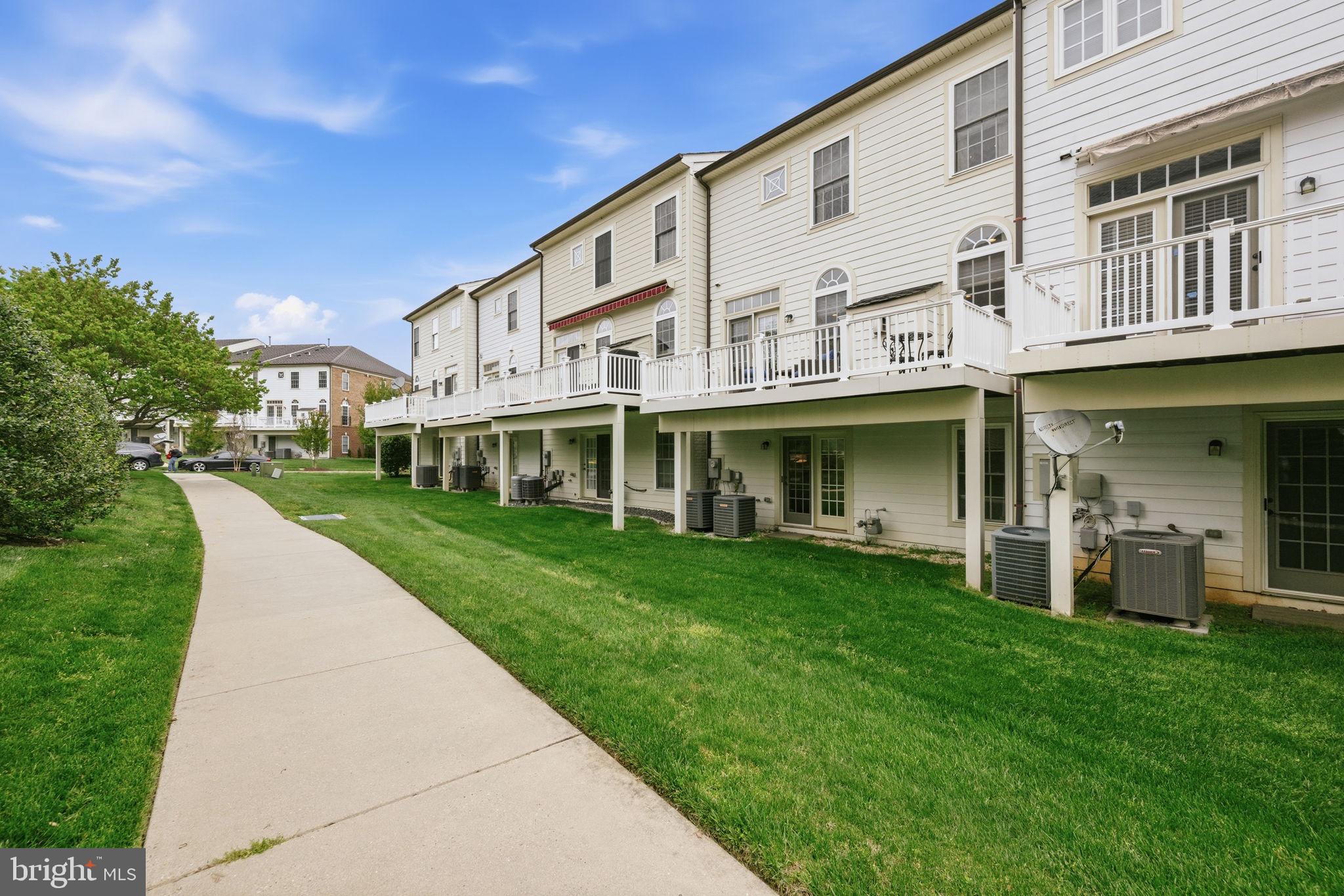 CROWN POINTE - Residential Lease
