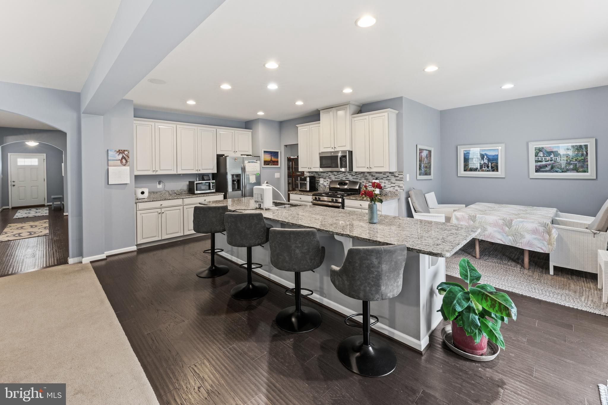 LEE'S PARKE - Residential
