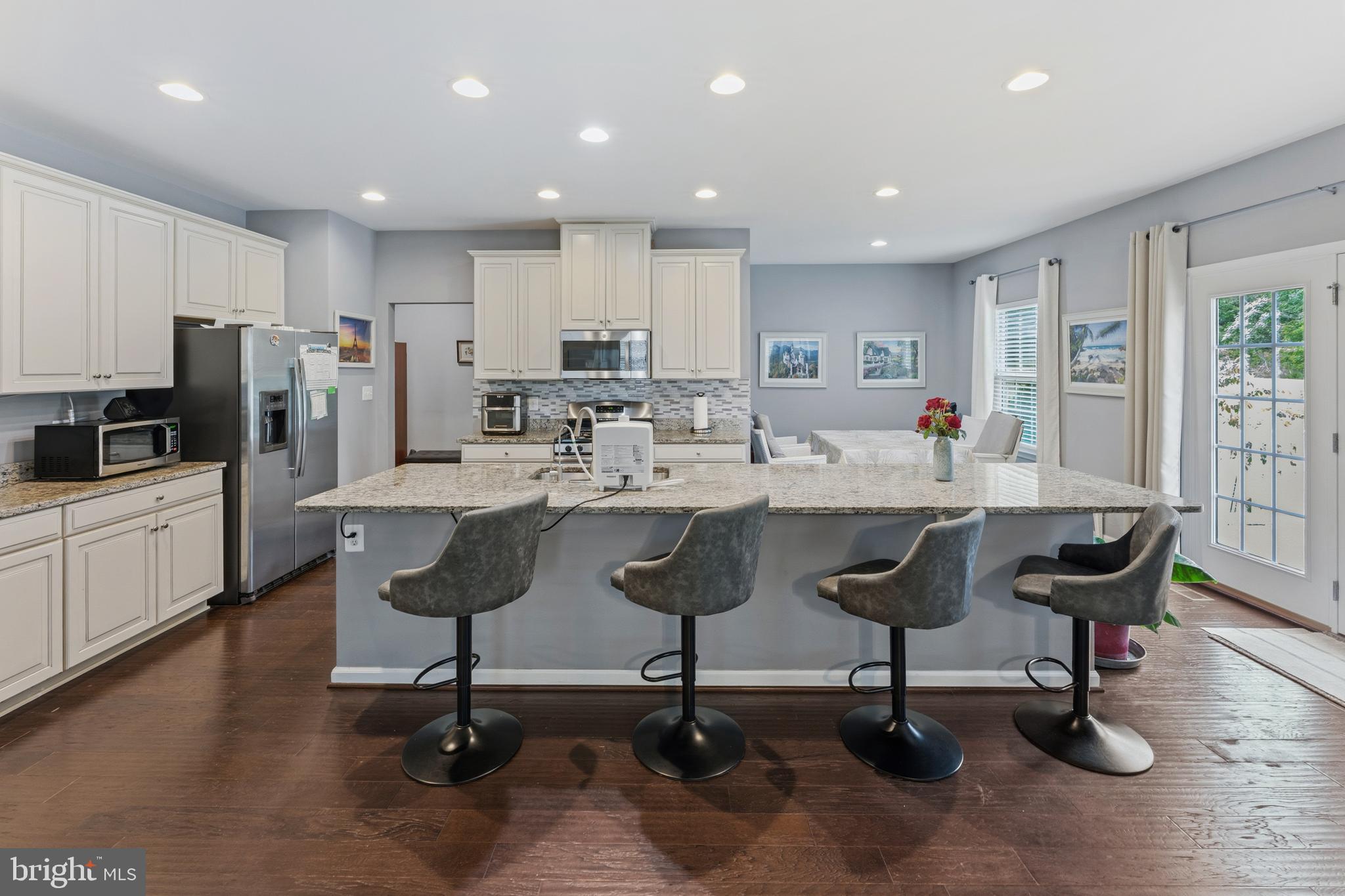 LEE'S PARKE - Residential