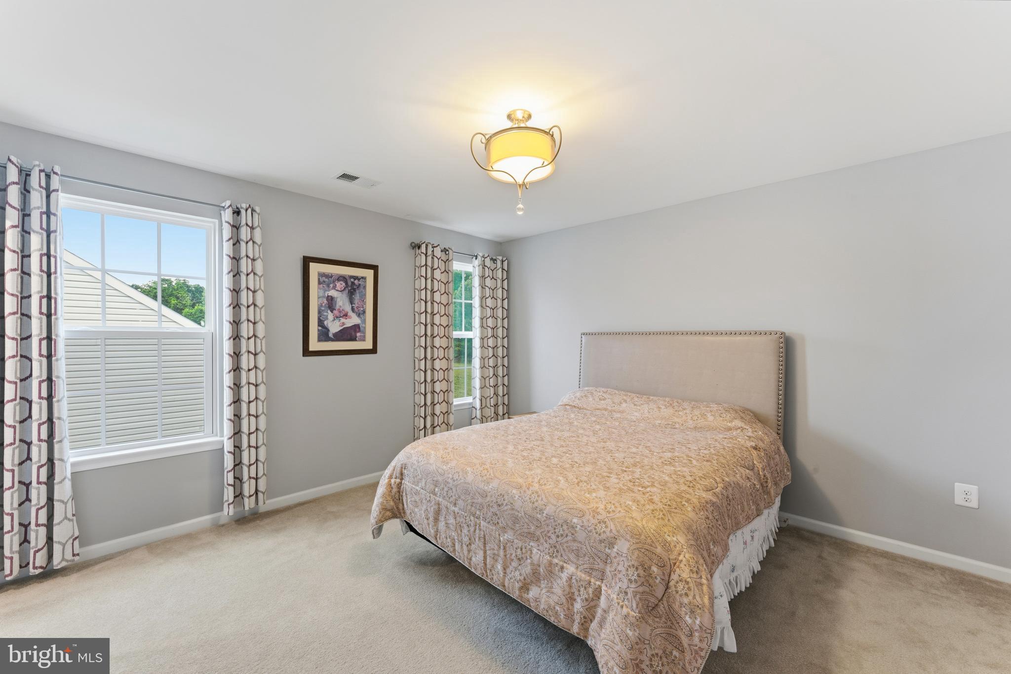 LEE'S PARKE - Residential