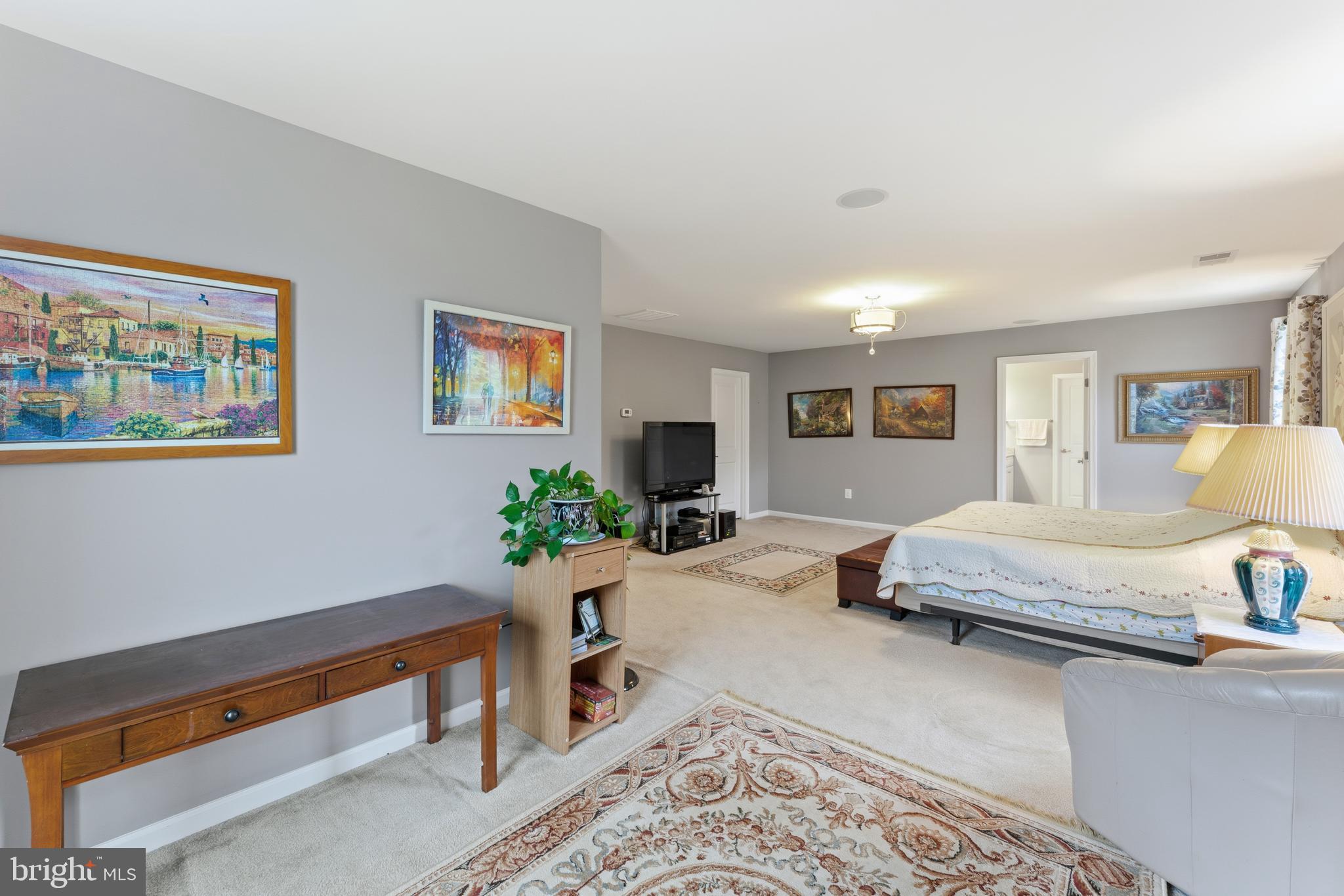 LEE'S PARKE - Residential