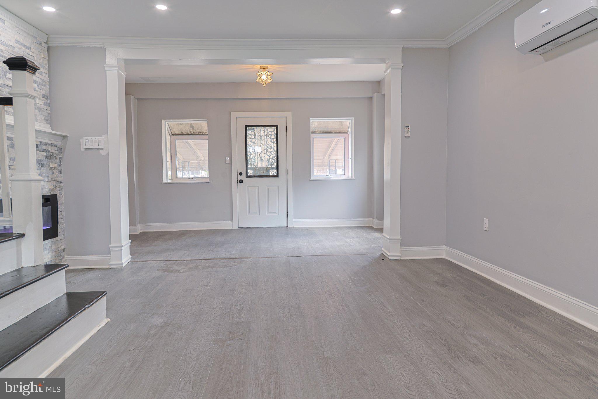 PHILADELPHIA (SOUTHWEST) - Residential