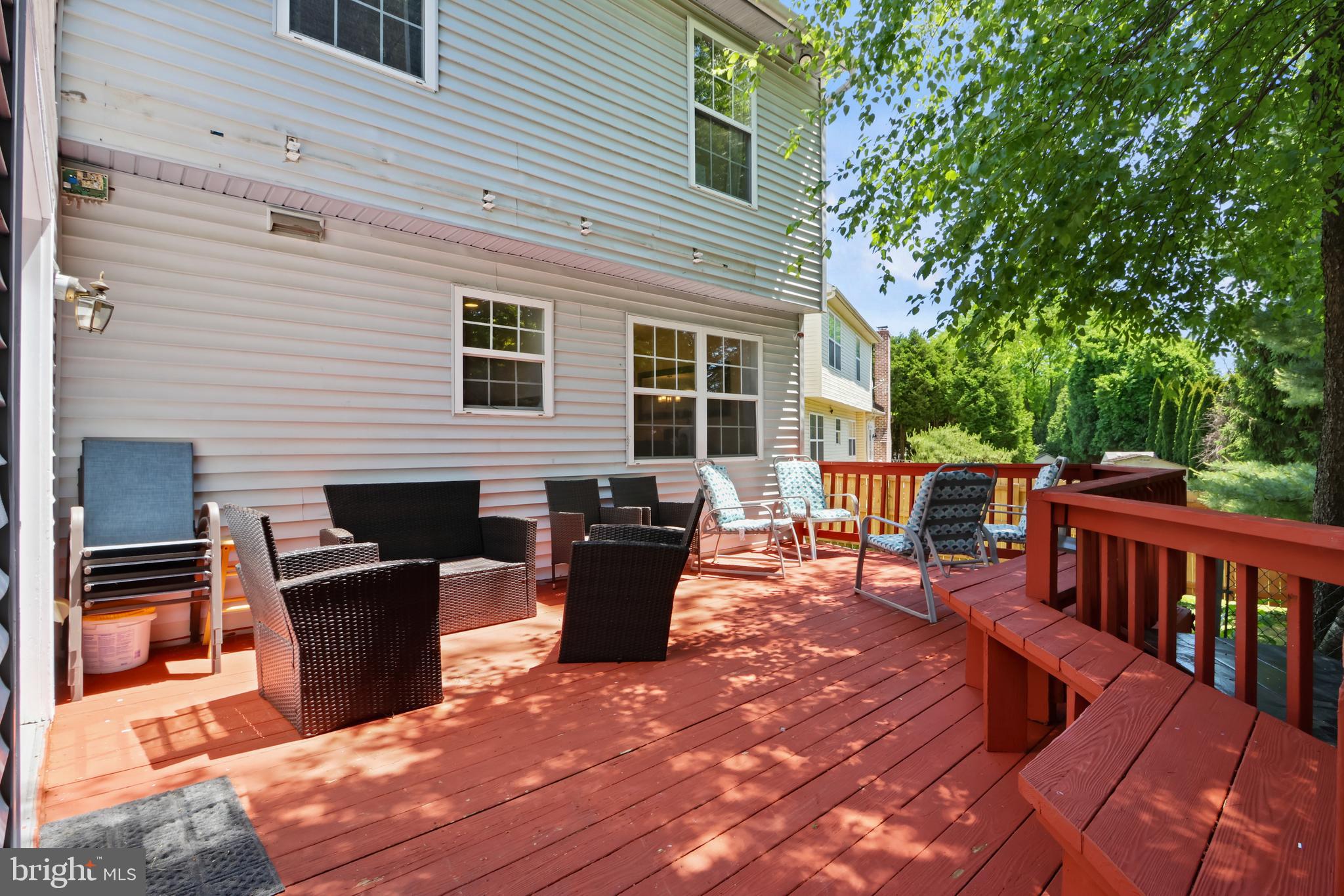 DEVON RIDGE - Residential