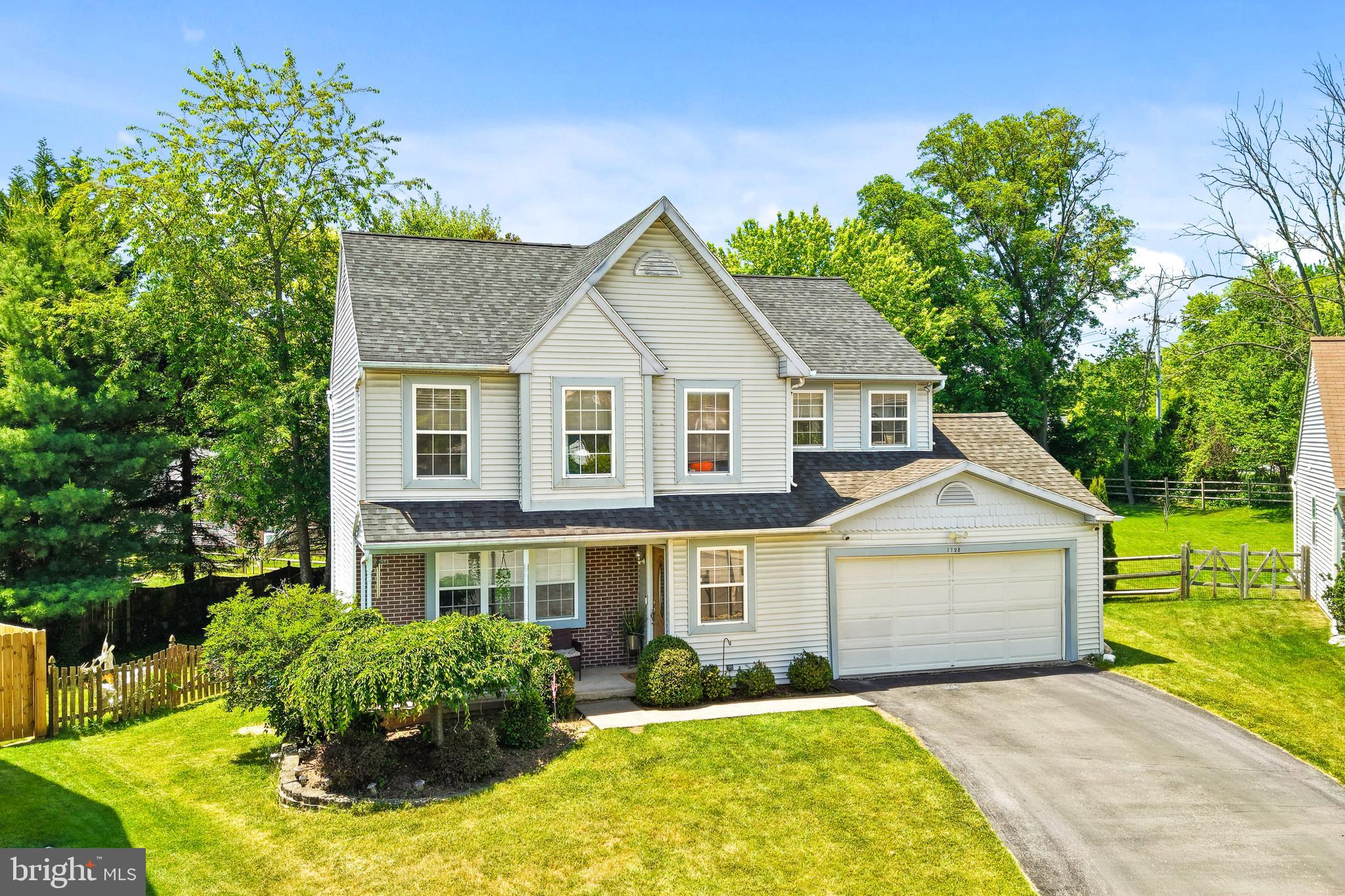 DEVON RIDGE - Residential