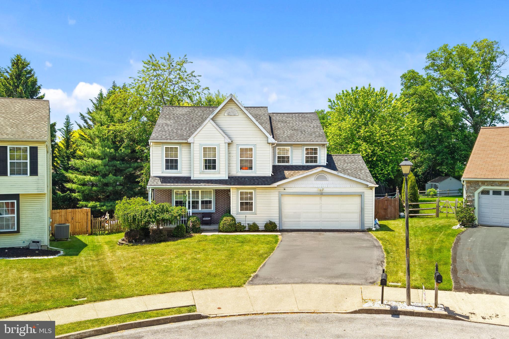DEVON RIDGE - Residential