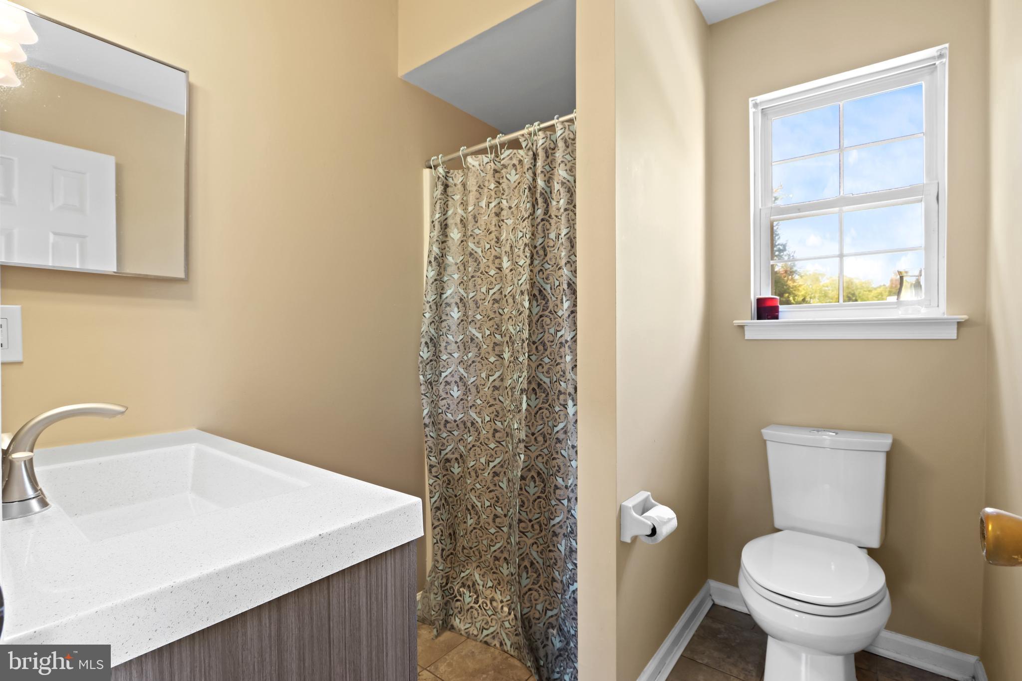 DEVON RIDGE - Residential
