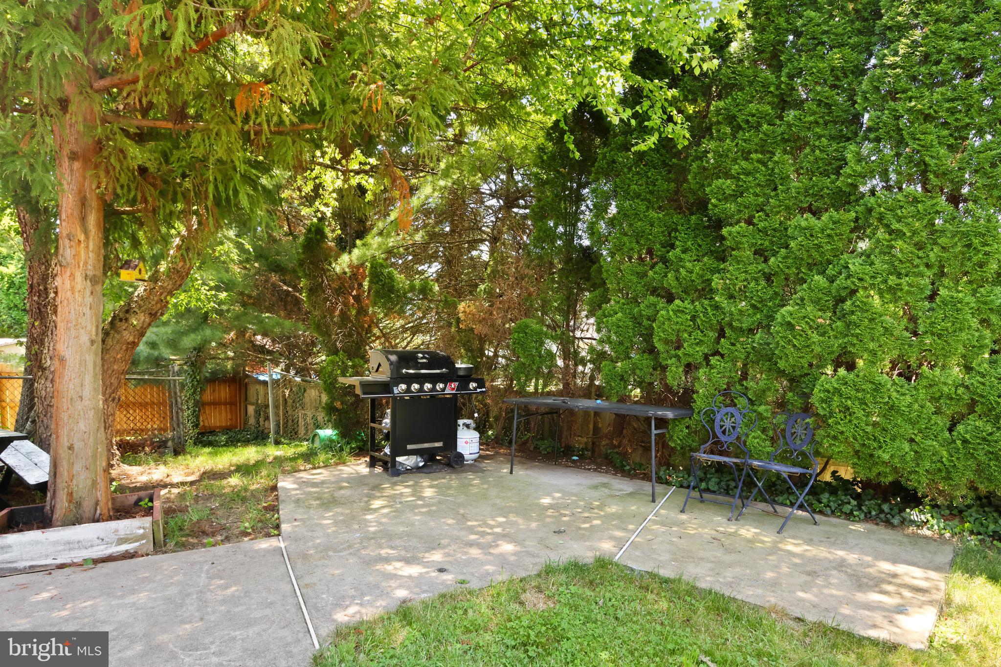 DEVON RIDGE - Residential