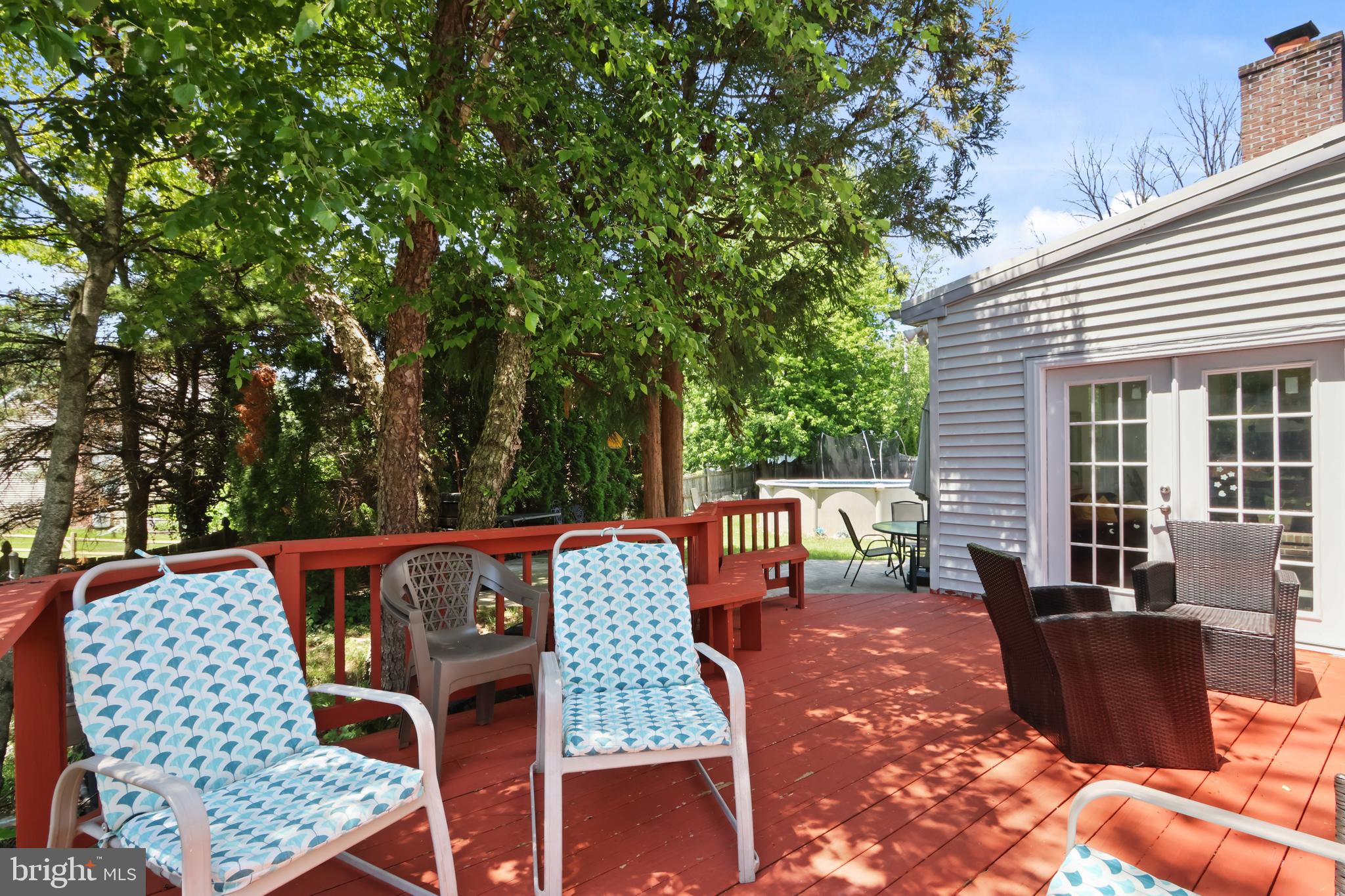 DEVON RIDGE - Residential