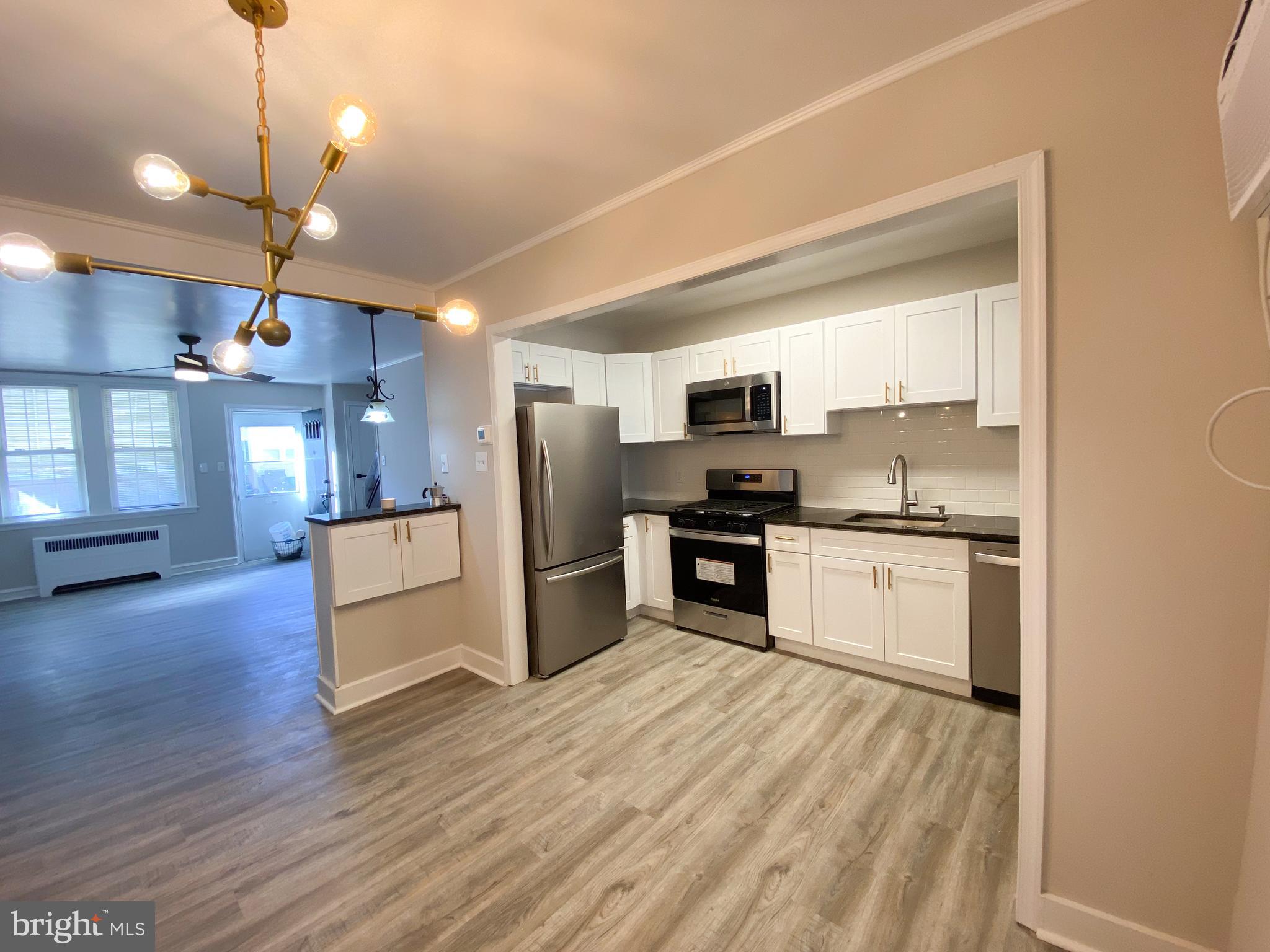LAWNCREST - Residential