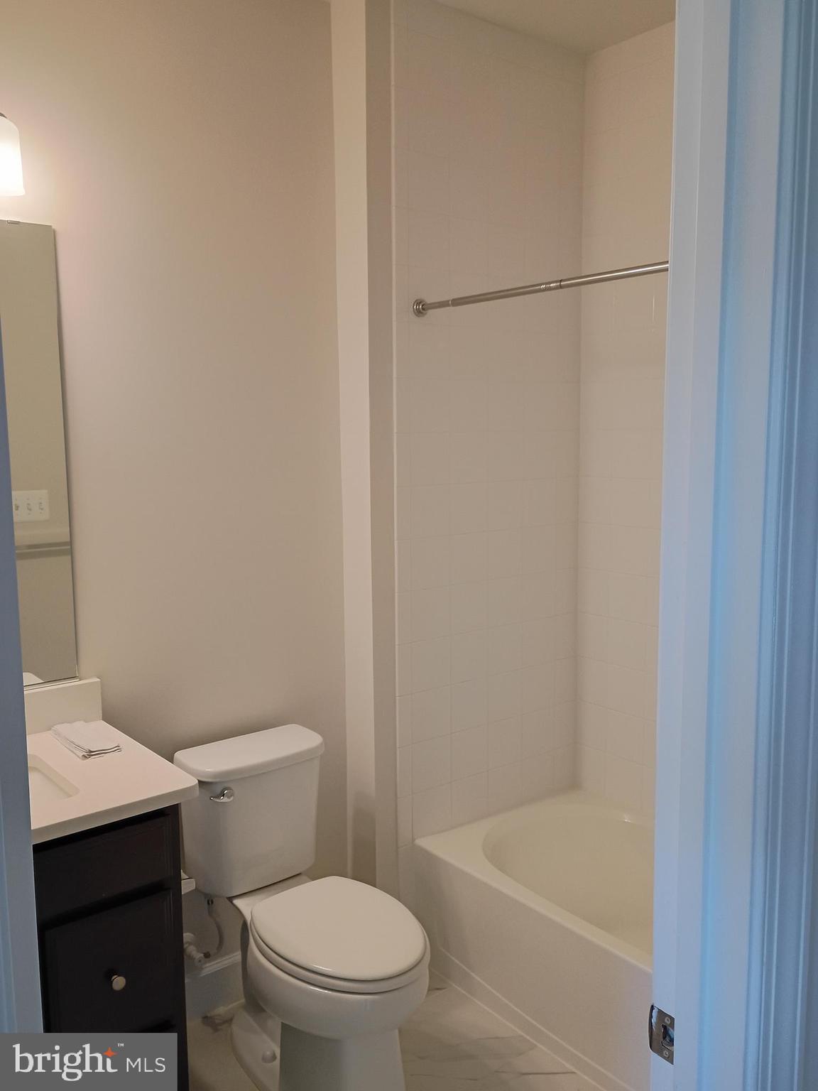 GATEWAY WEST - Residential
